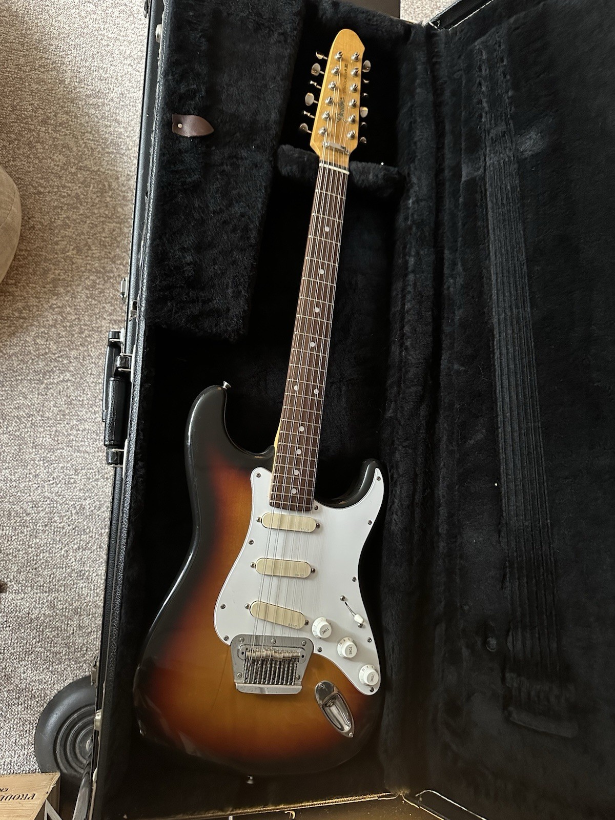 Fender 1988 Stratocaster XII 12-String Electric Guitar 3-Tone Sunburst MIJ