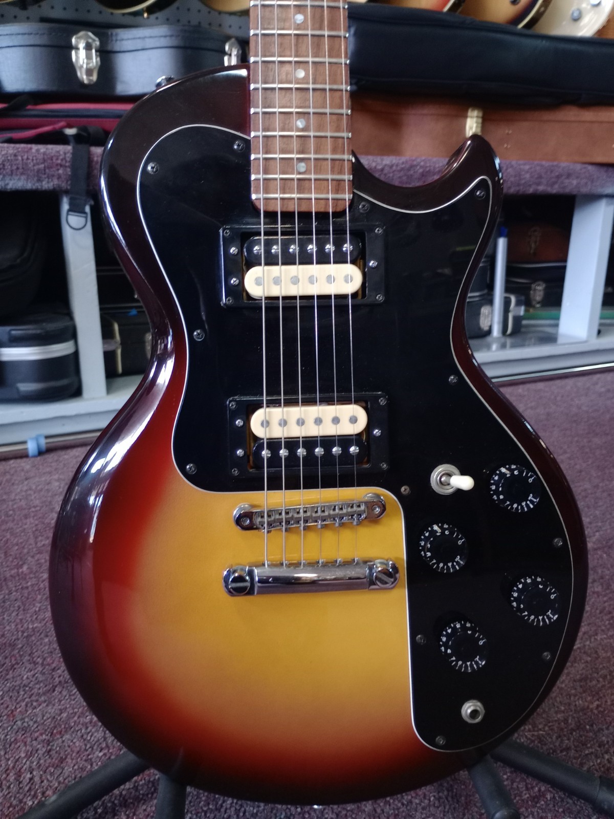 Gibson Sonex-180 Deluxe 1983 Sunburst w/Original Hard Case *** FREE SHIPPING ***