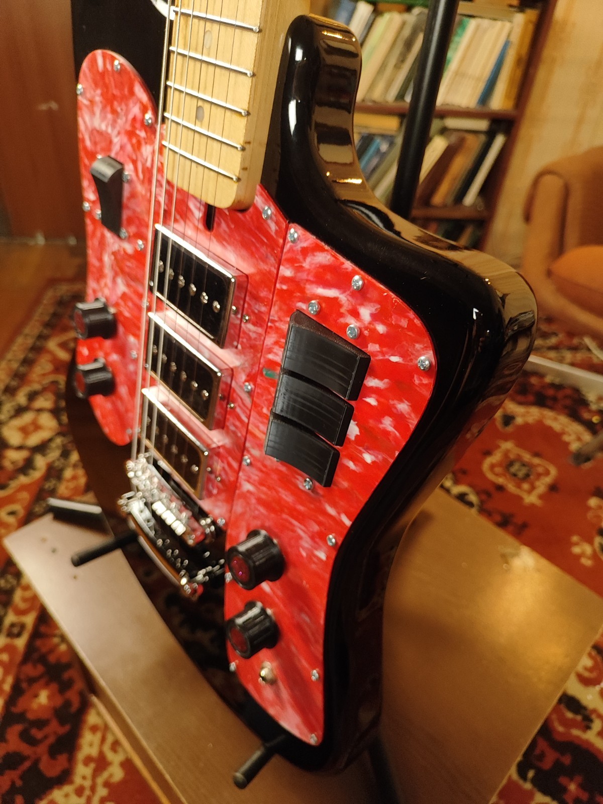 Formanta Style USSR Electric Guitar Built In Tone Bender Soviet Germanium Fuzz