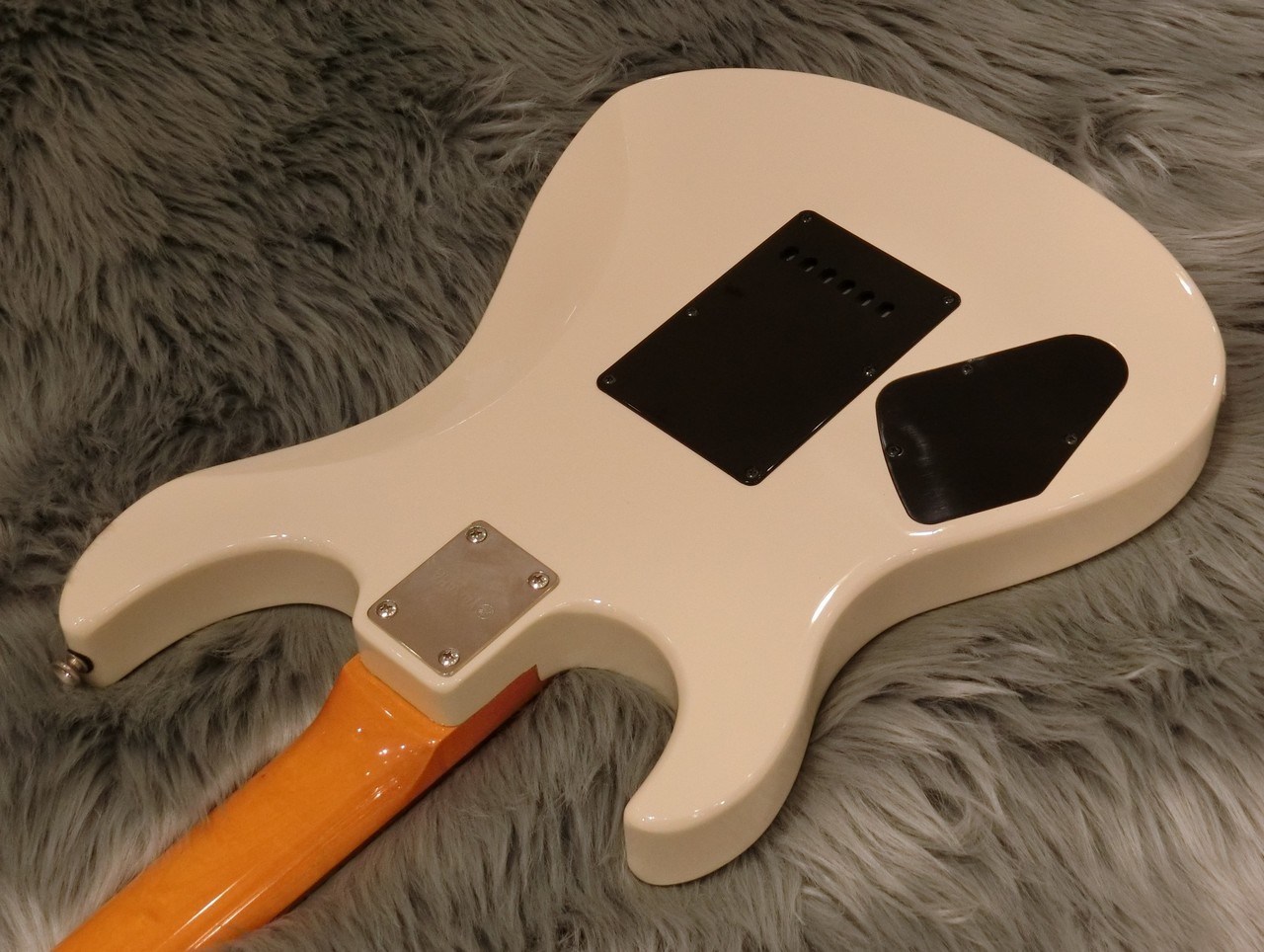 YAMAHA Pacifica PAC612VIIX VWH 3.55kg