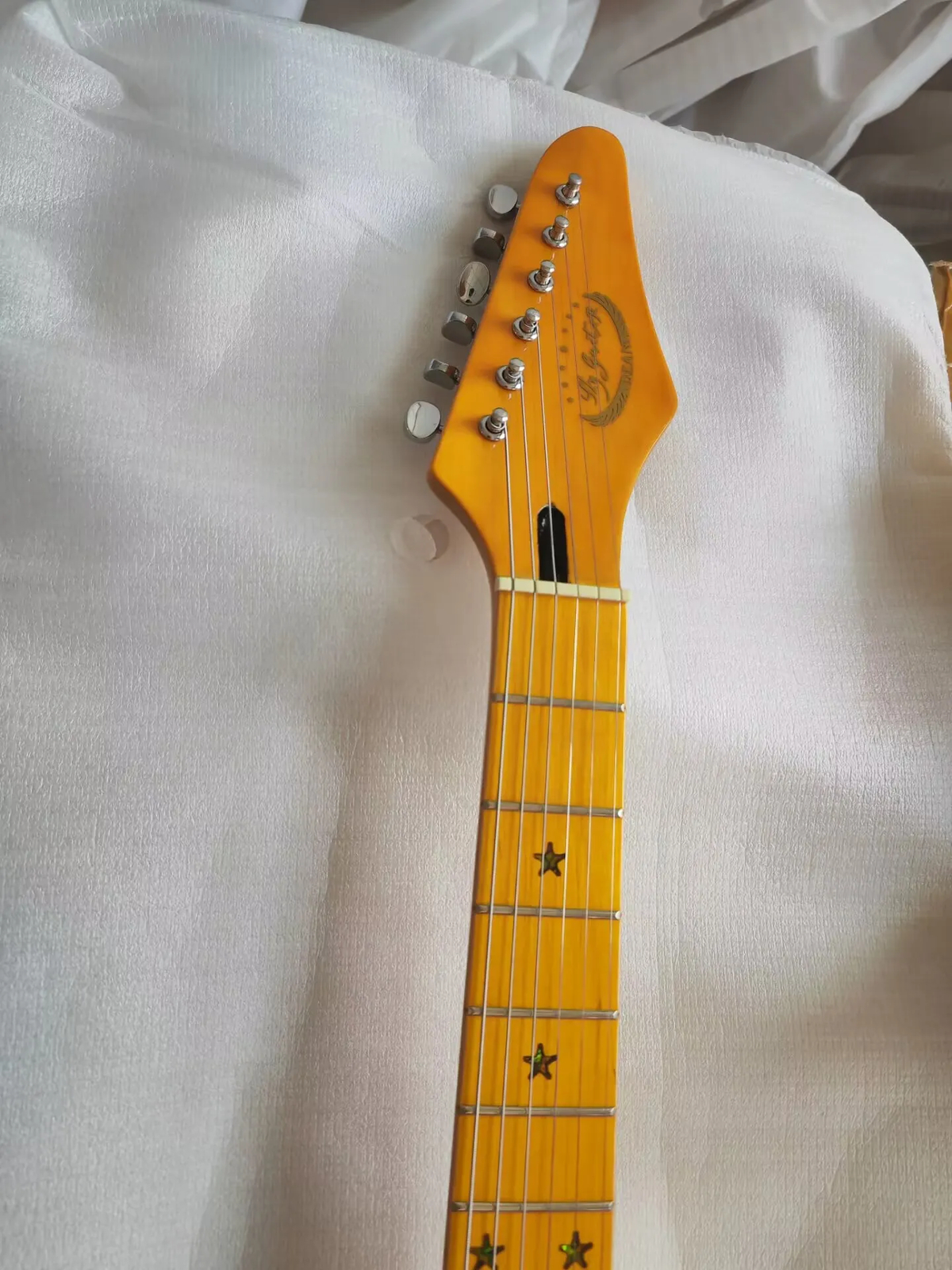 China Made Custom 29-Fret Electric Guitar Maple Neck Star Inlay Extended Range