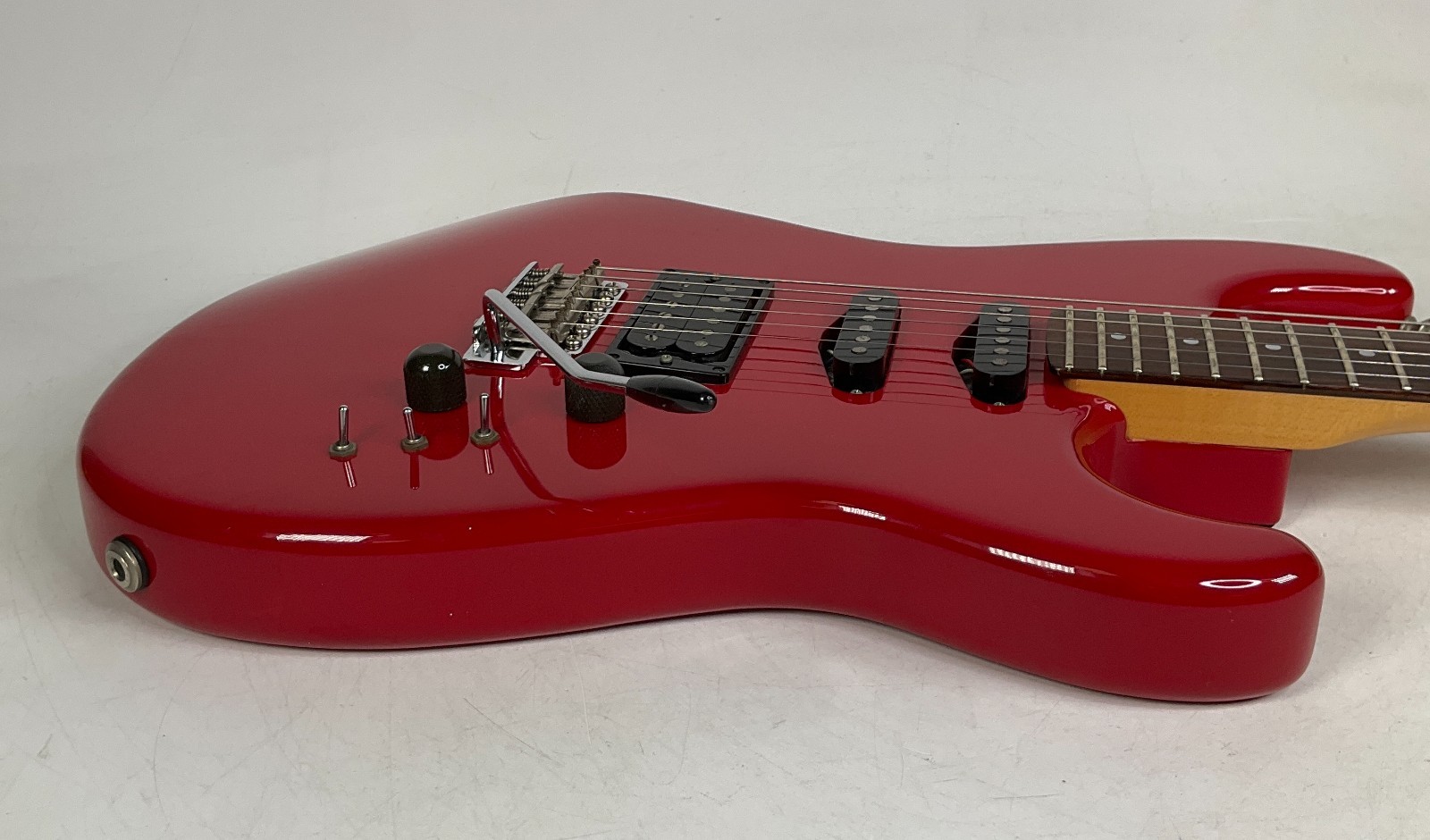 Vintage 1986 Squier Contemporary Fender Stratocaster Electric Guitar Red Japan