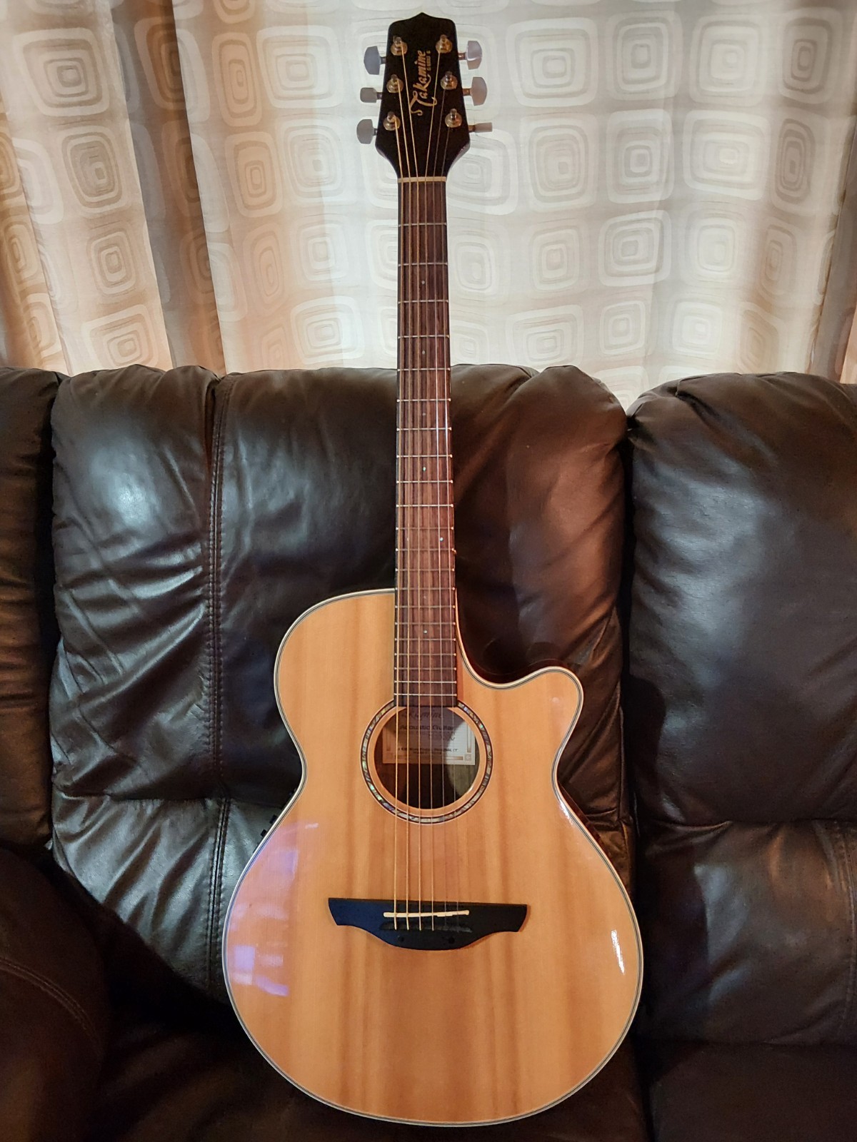 Takamine G Series EG568C Thinline Electric Acoustic Guitar 2007 Rare!