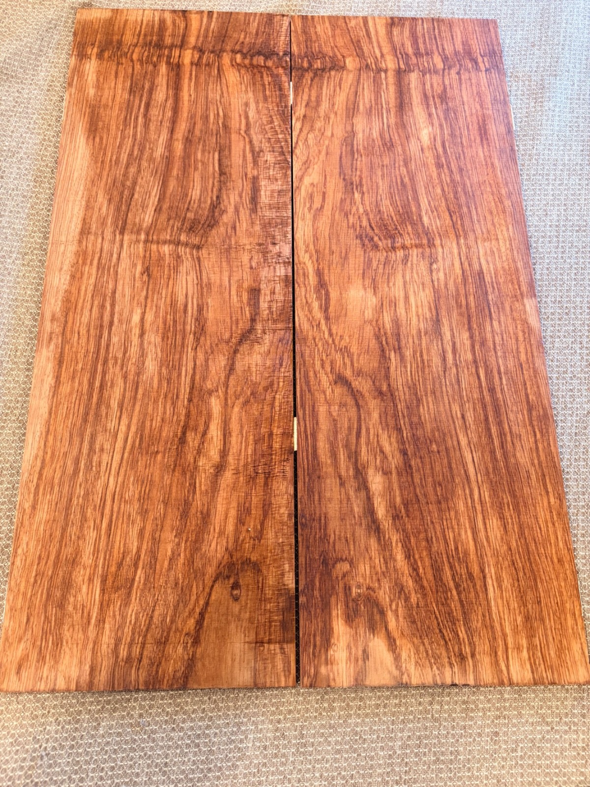 GUITAR TOP LUTHIER WOOD BUBINGA 21LX14.5X.25″ #1331