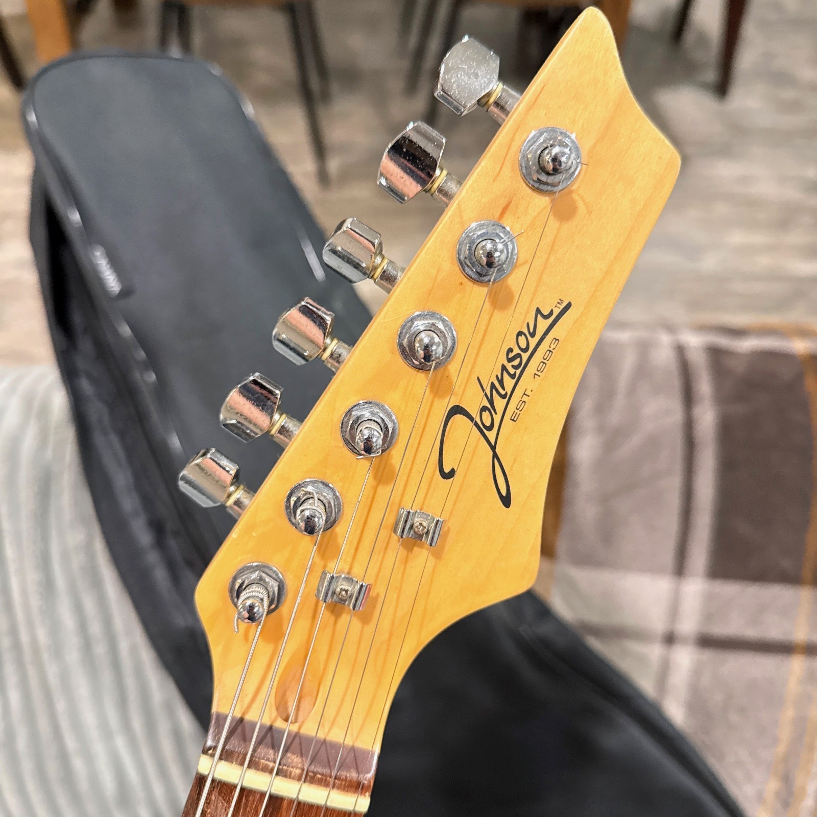 Johnson JS-800 Strat Electric Guitar Black Pearloid Guard w/ EMG Designed Pickup