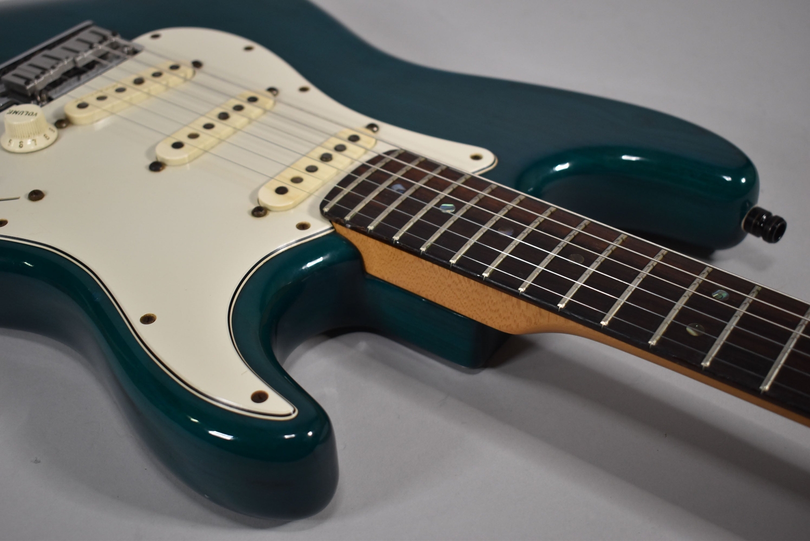 1998 Fender American Deluxe Stratocaster Transparent Teal w/HSC