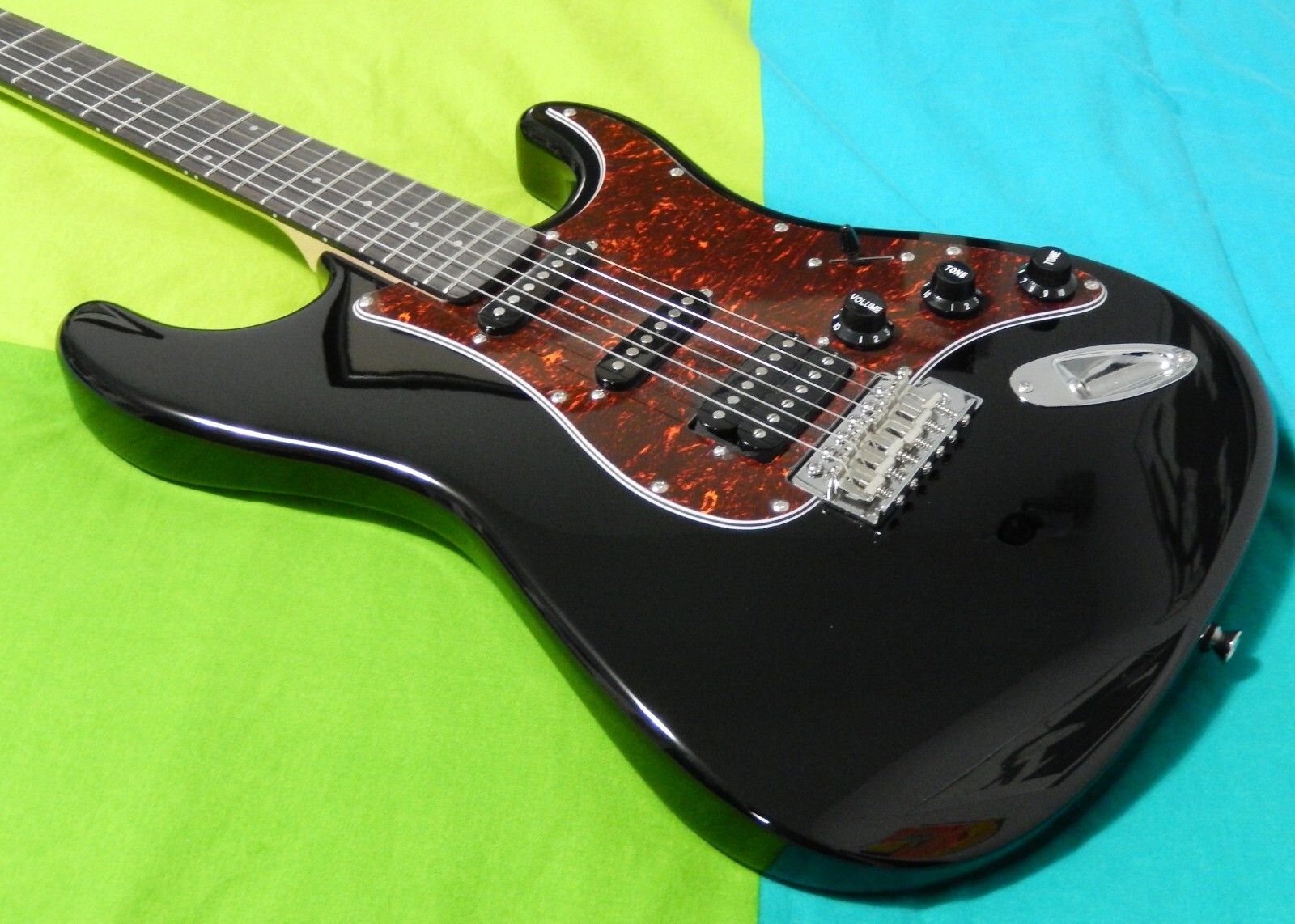 Donner Designer Series 39″ Solid Body Electric Guitar DST-200 Package