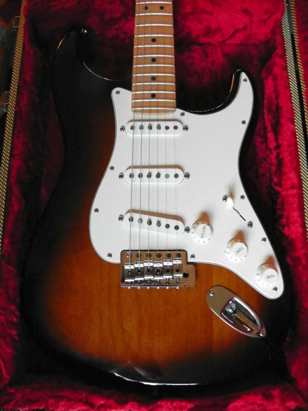 Fender American Standard Stratocaster 2009 new condition, USA made with Case,