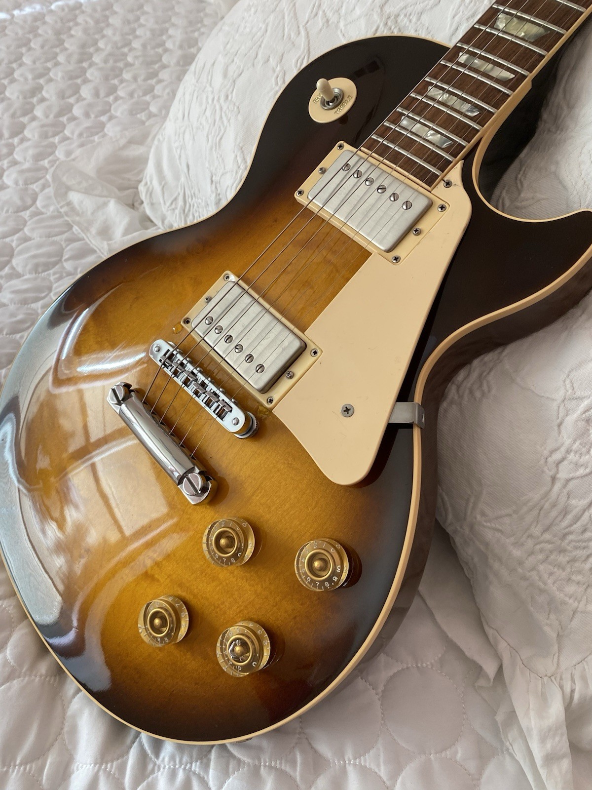 1986 Gibson Les Paul Standard Tobacco Sun Burst