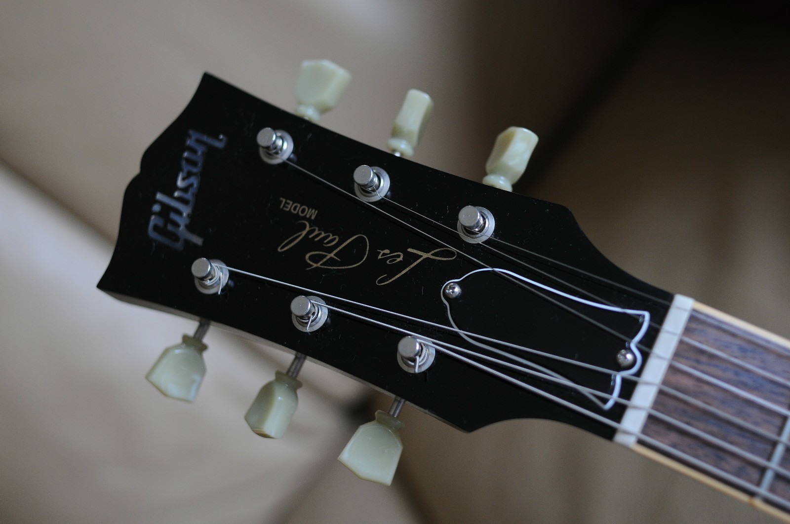 2006 Gibson Les Paul Standard Black w/case – Closet Classic!