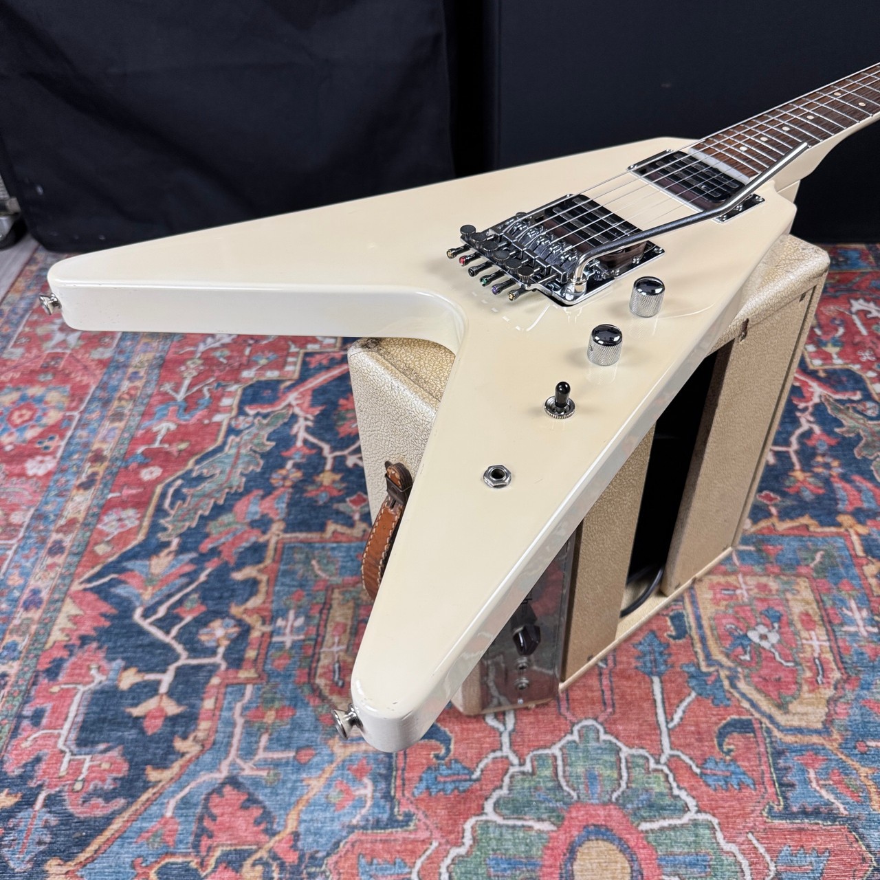 Fernandes Flying V Model BSV-70 Short Scale Heavy Metal Version – 1985