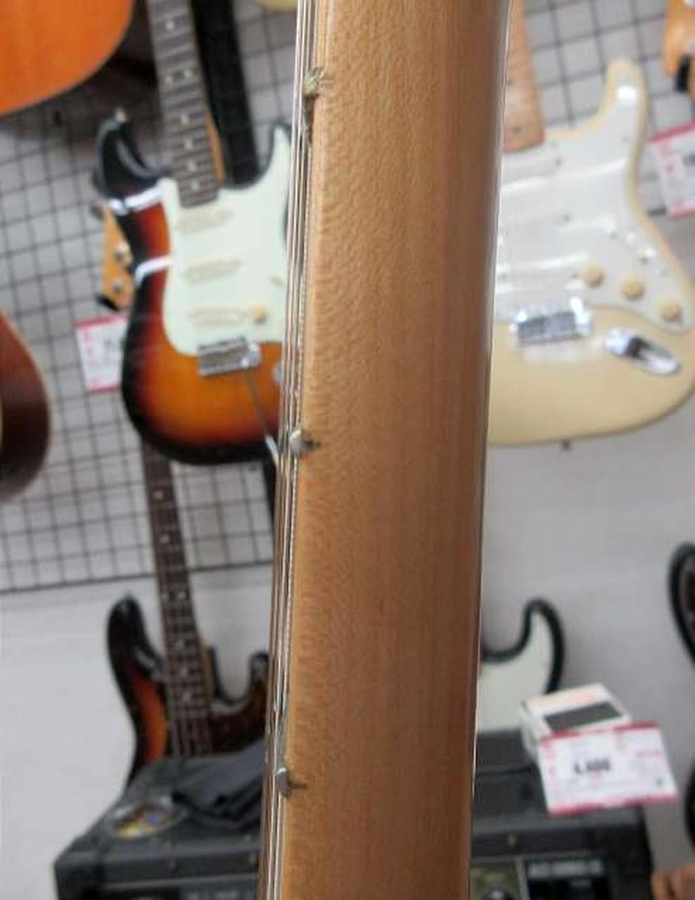 FENDER AMERICAN SPECIAL STRATOCASTER AMERICAN SPECIAL STRATOCASTER