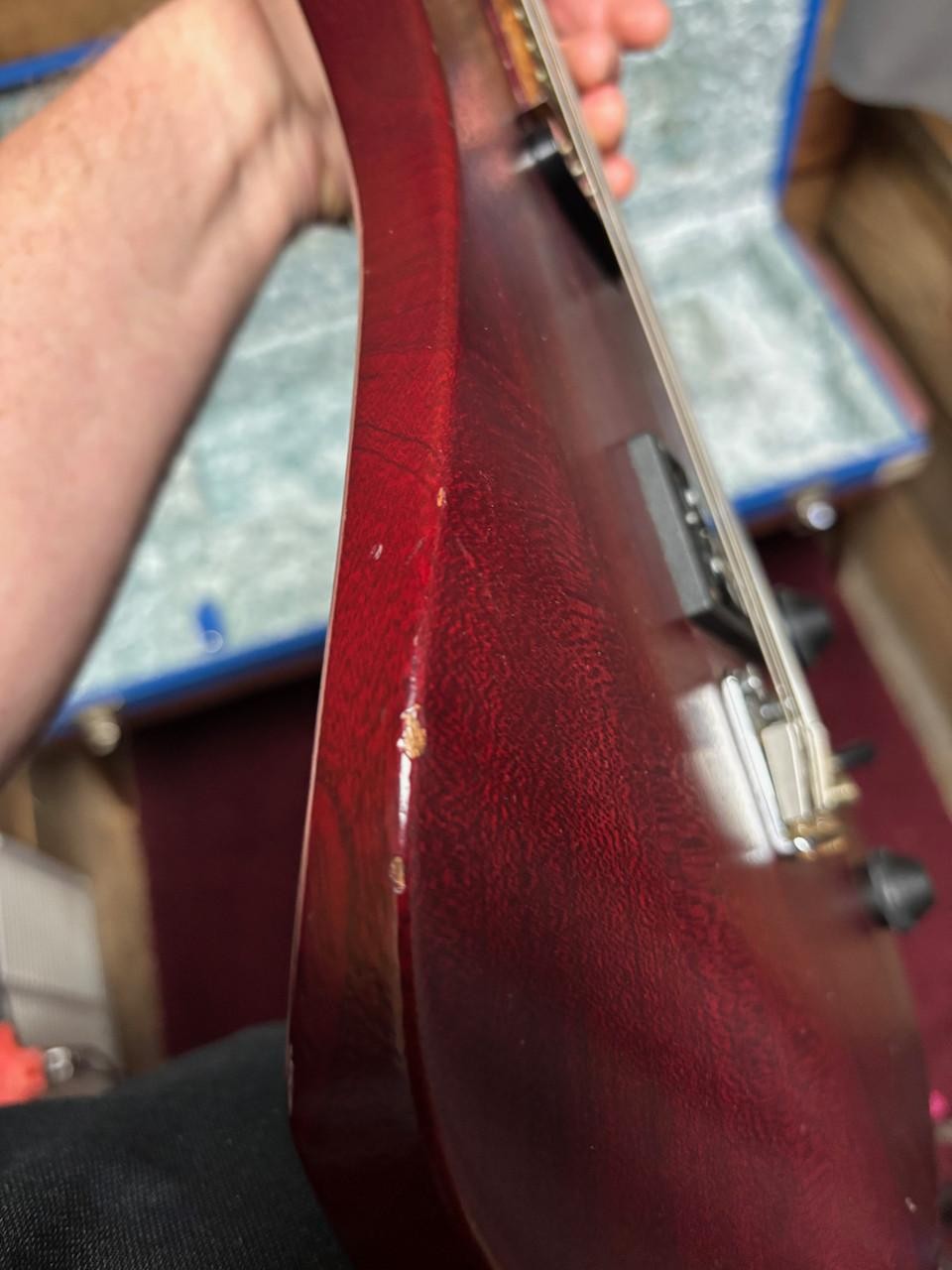 Pre-owned GJ2 Arete 3-Star Oxblood w/case