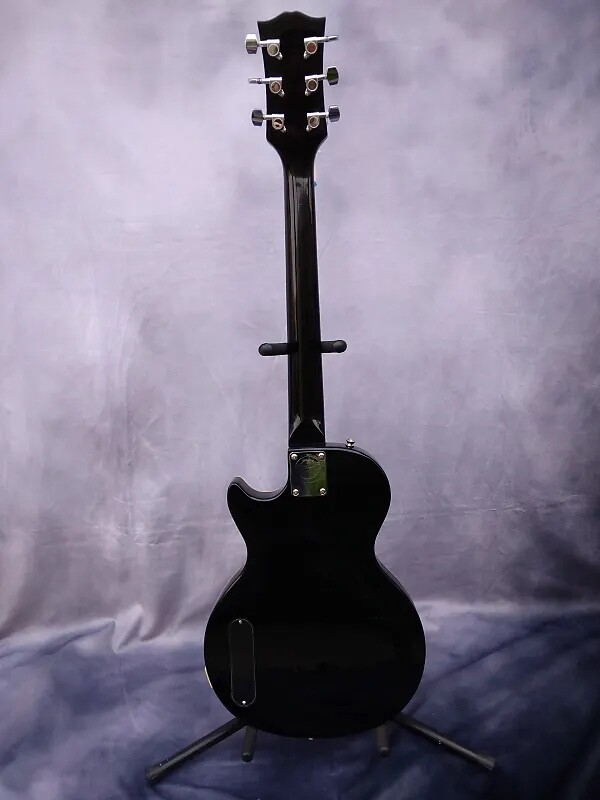 Gibson-Baldwin Epoch Les Paul 2000s – Black, Plus Fender 15G Amp 