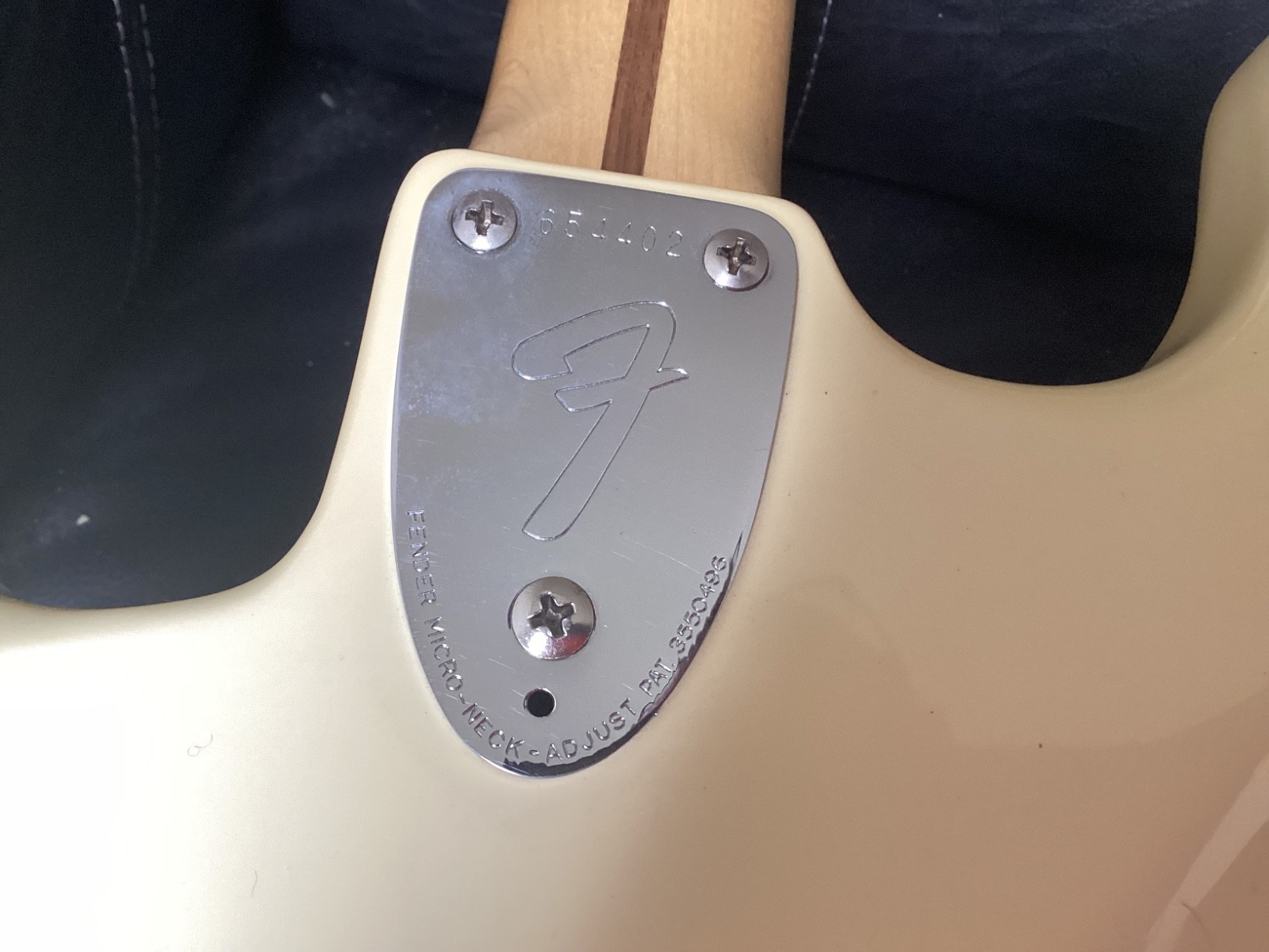 FENDER STRATOCASTER 1974-75 WHITE SUPER CLEAN ALL ORIGINAL EXAMPLE