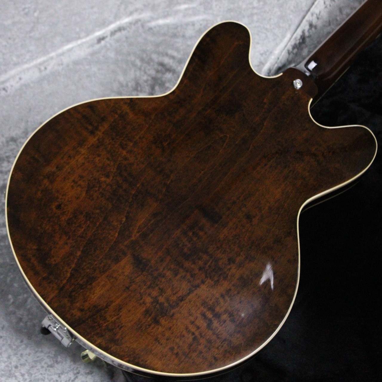 Heritage H-535 Pelham Blue 3.56kg 2024 Limited Color Lollar PU equipped