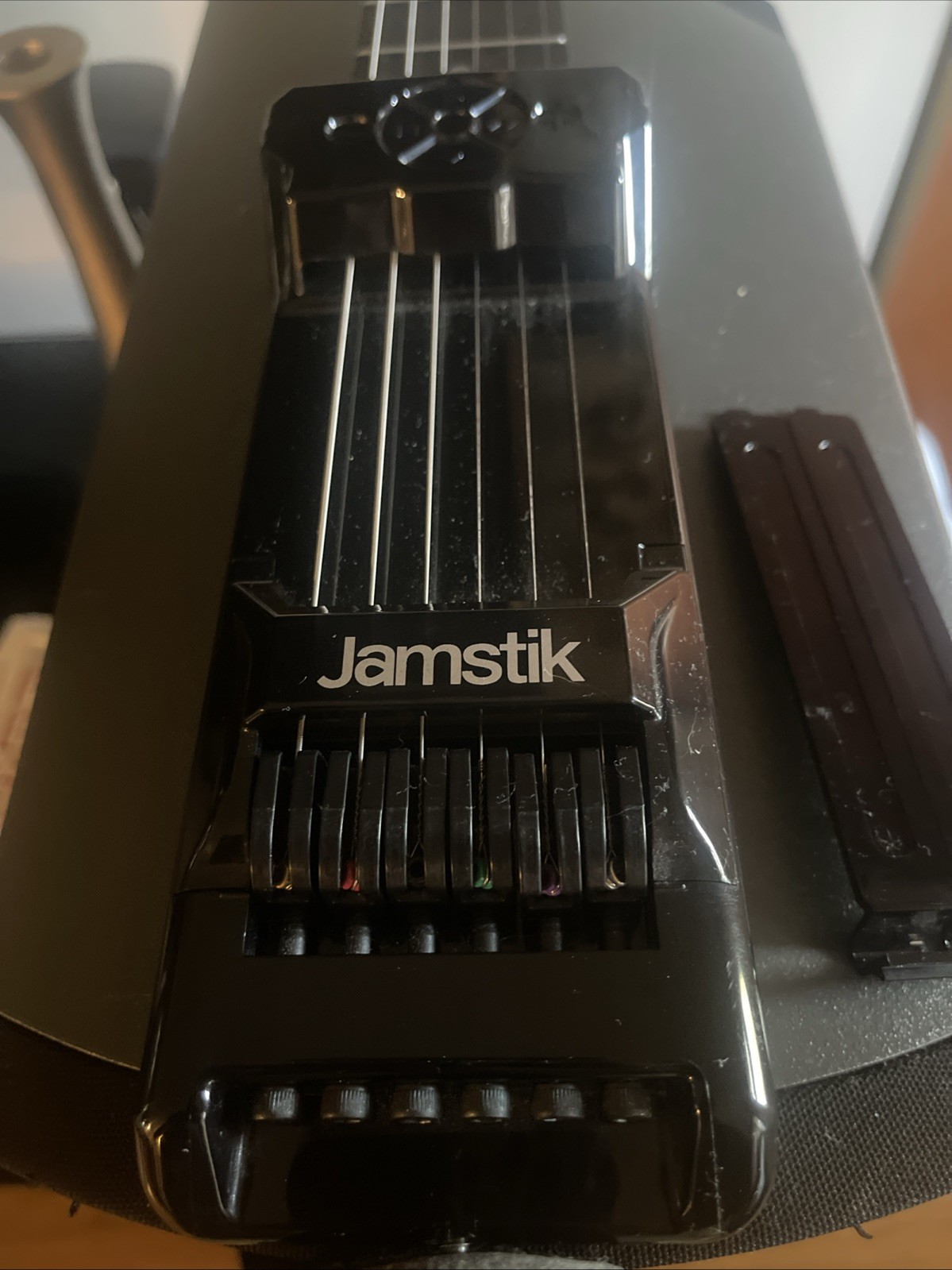 ZIVIX Jamstik JSI162100 Right-Handed 6 String Smart MIDI Guitar Trainer