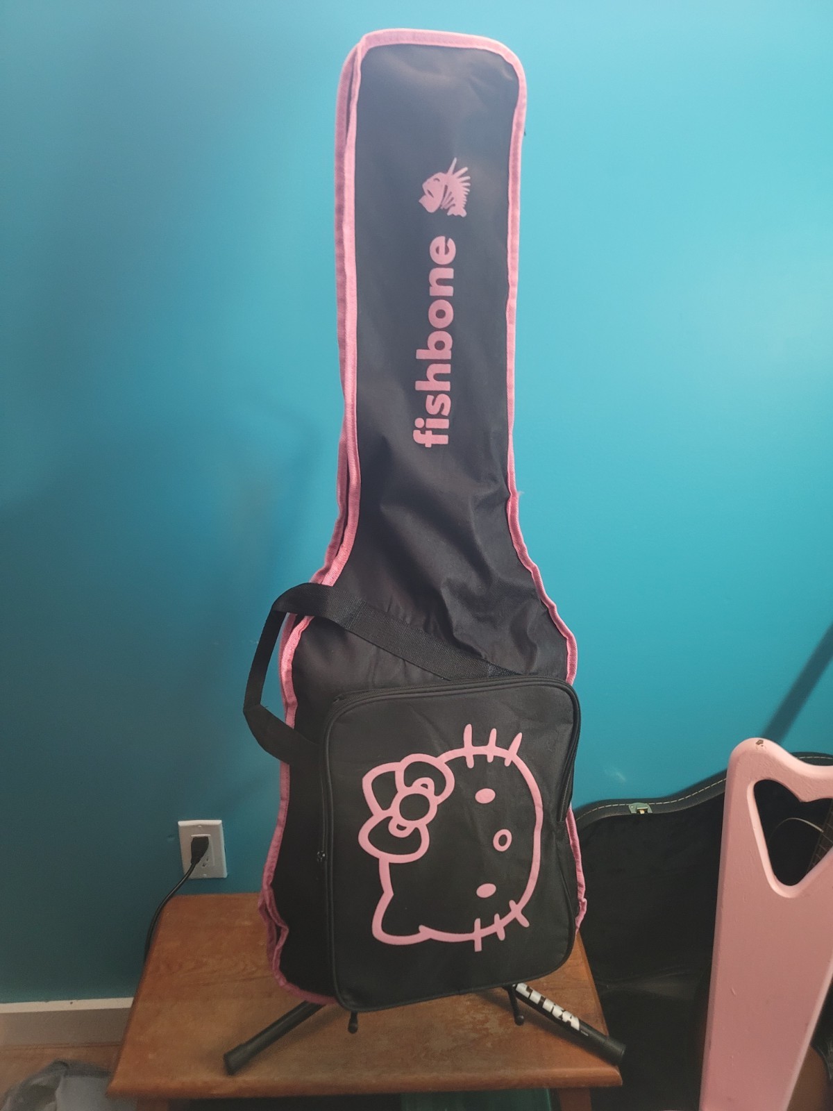 Fishbone Hello Kitty Pink Electric Guitar 6-String Solid Body w/Gig Bag & Strap