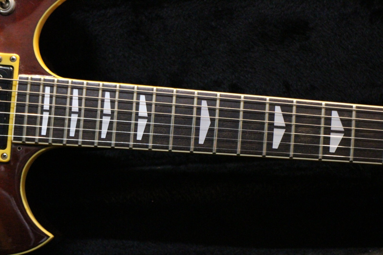 USED Yamaha SG 800 Electric Guitar Made in Japan Brown Sunburst GT332 230615