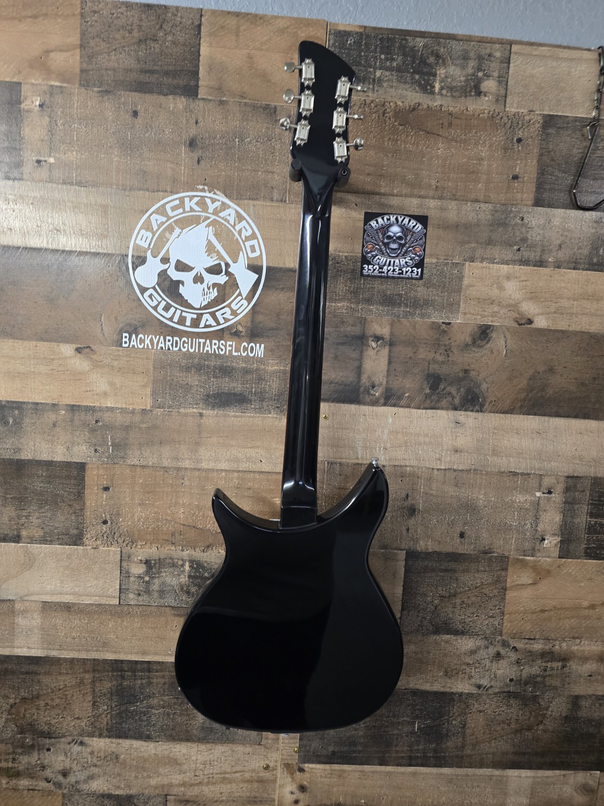 2019 Rickenbacker 350 V63 Jet Glo , 3 Pickup, Semi-Hollow w/ Ohsc