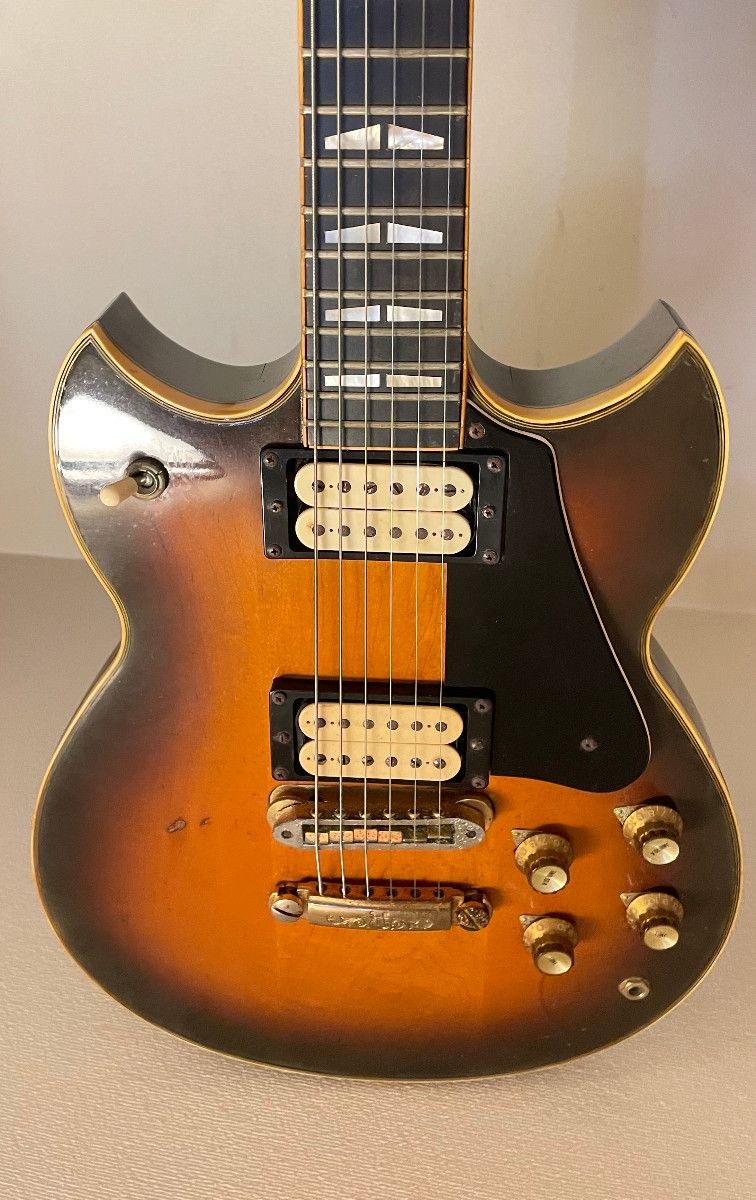 YAMAHA SG-2000 Electric Guitar