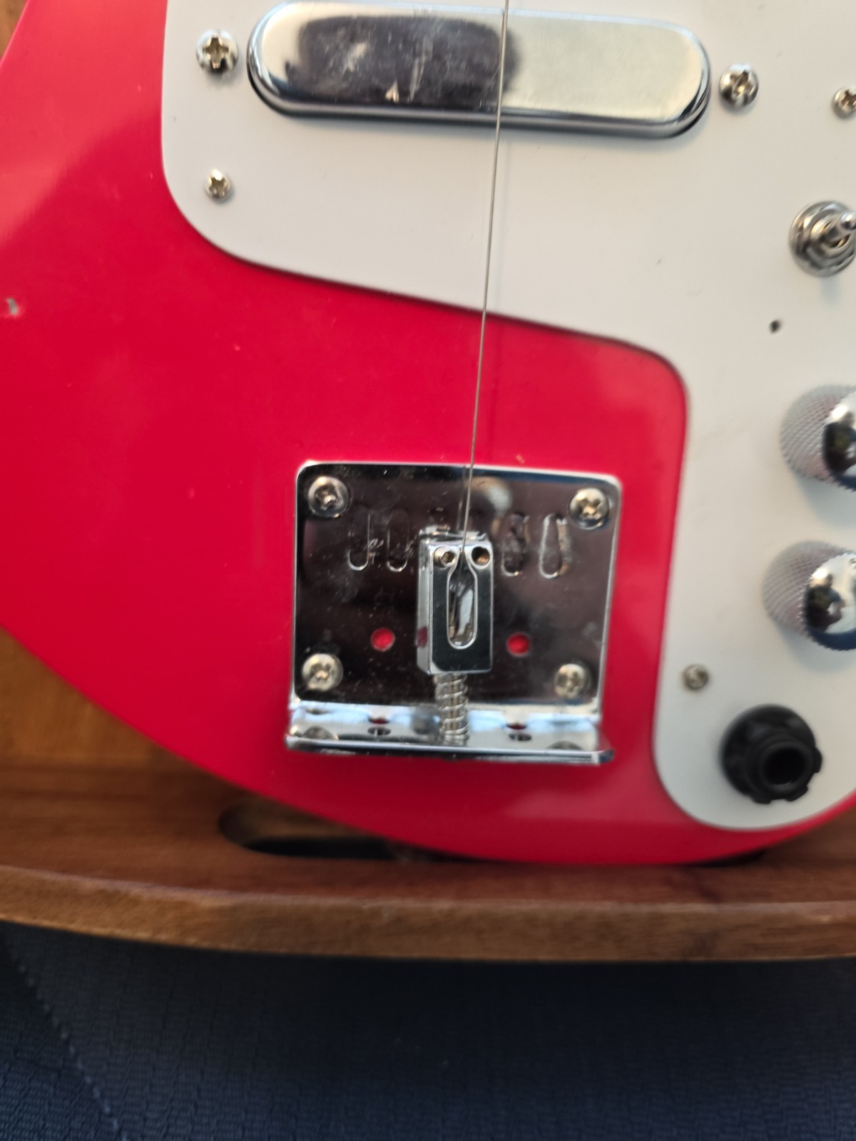 Loog Mini Electric Guitar 3-String Red, Part