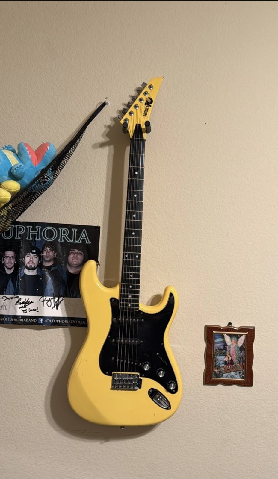 Bentley Series 10 Electric Guitar Lamborghini yellow