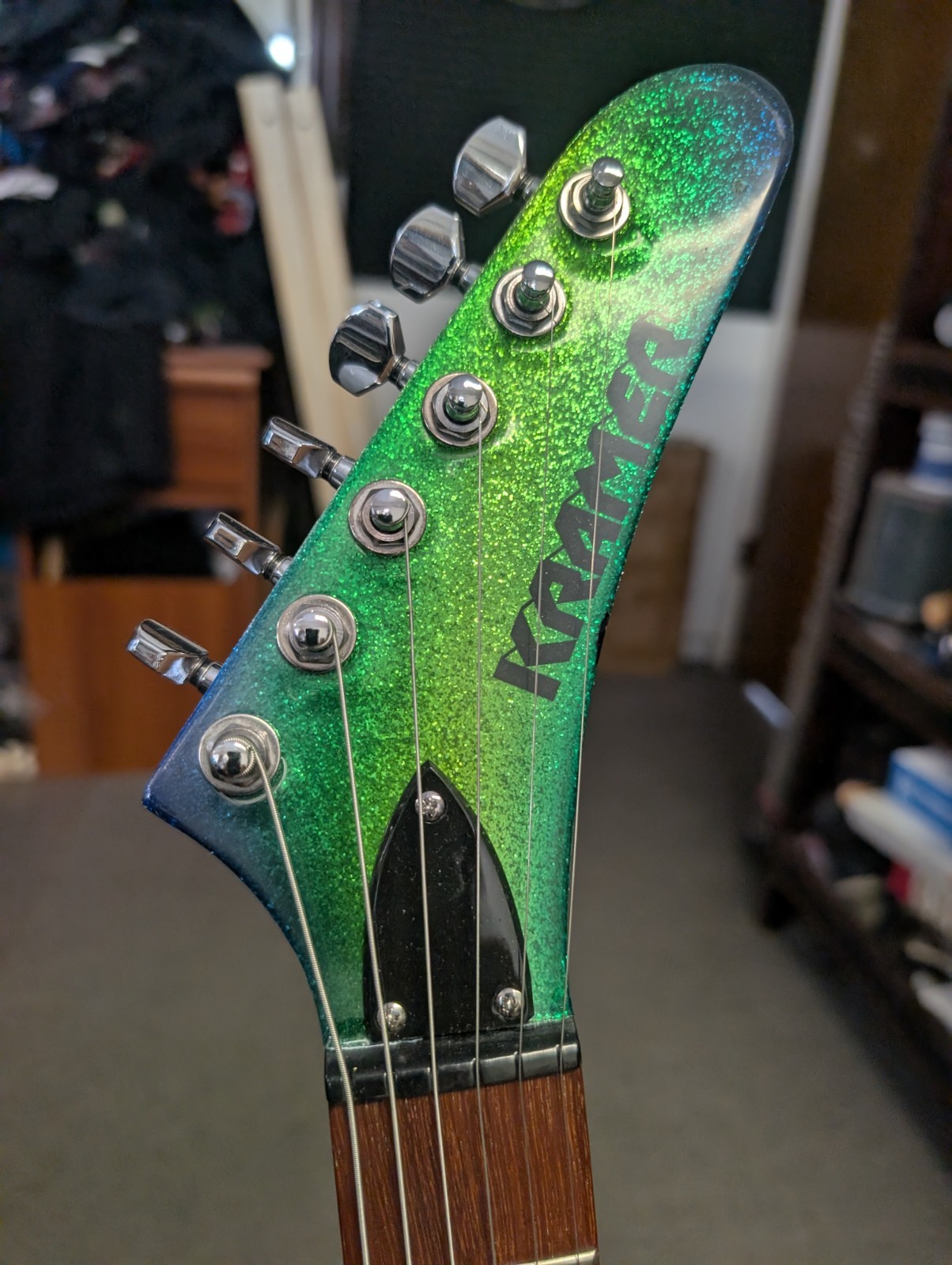 Kramer Baretta Special Electric Guitar Blue/Green Sparkle w Trem Arm Gig Bag