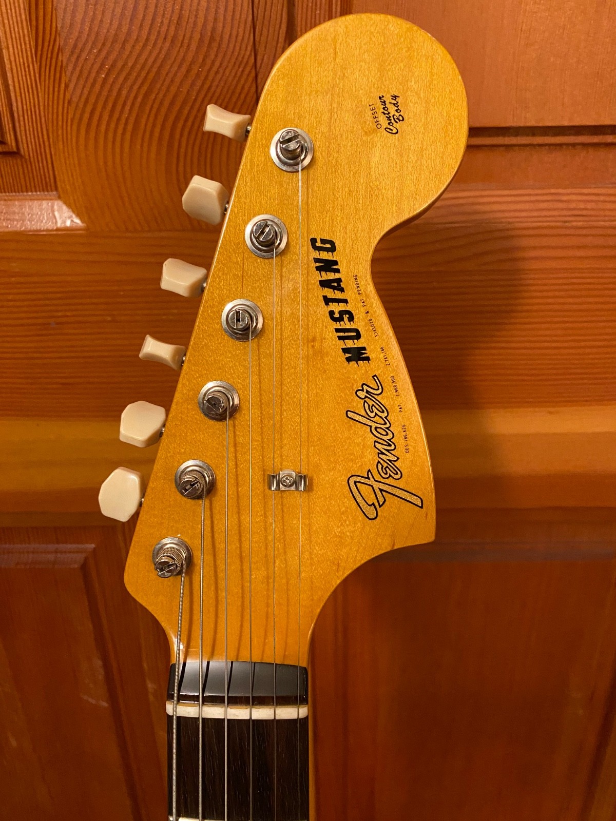 2010 Fender Made In Japan Mustang 65 vintage reissue offset guitar jaguar