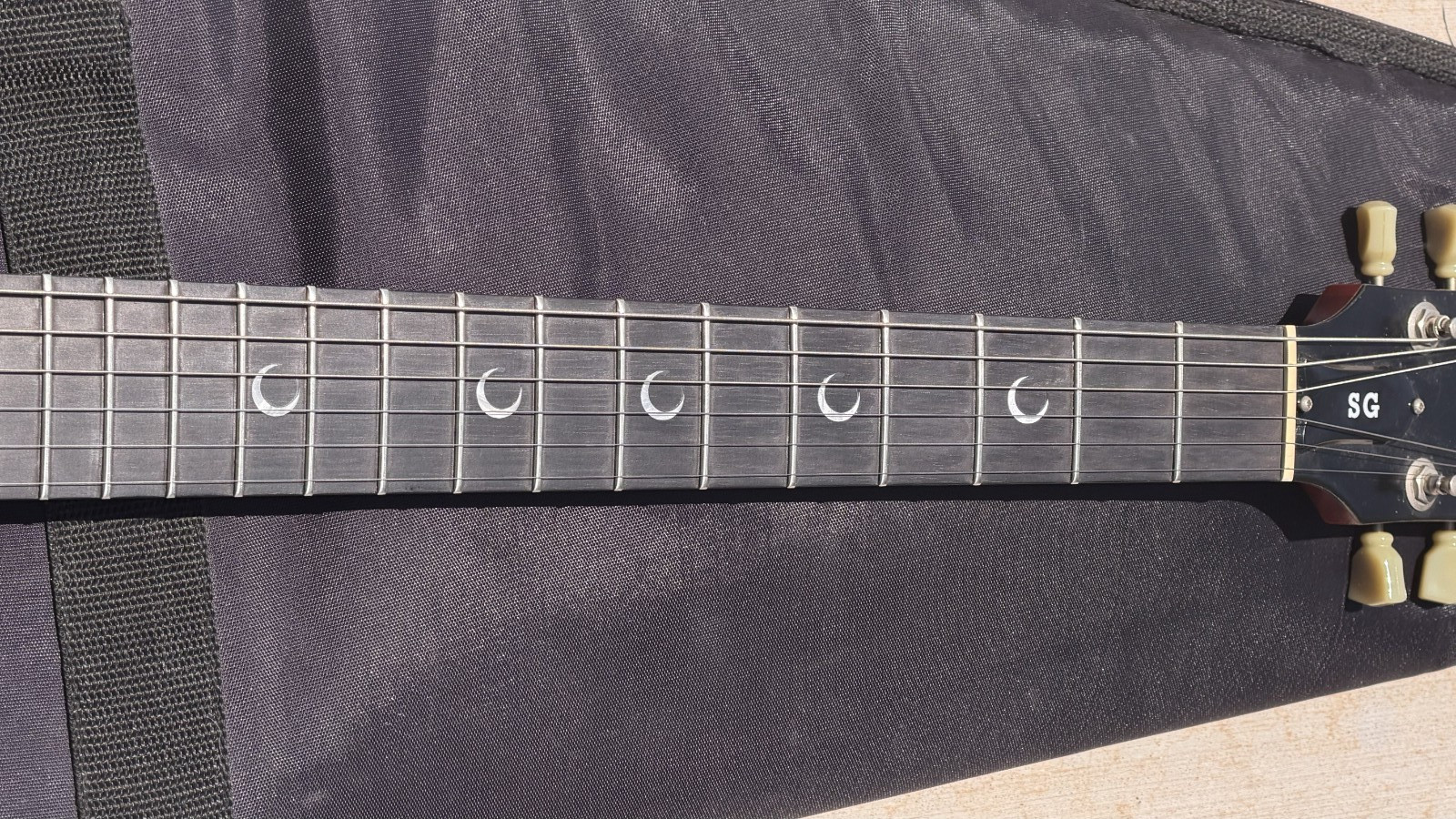 2002 Gibson SG Special Faded W/Ebony Fretboard/Crescent Moon Inlays All Original