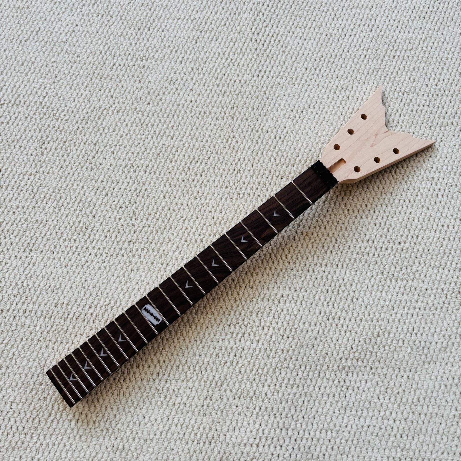 DIY Dean Electric Guitar Kit Mahogany BD Maple Neck Rosewood FB BK Part Tremolo