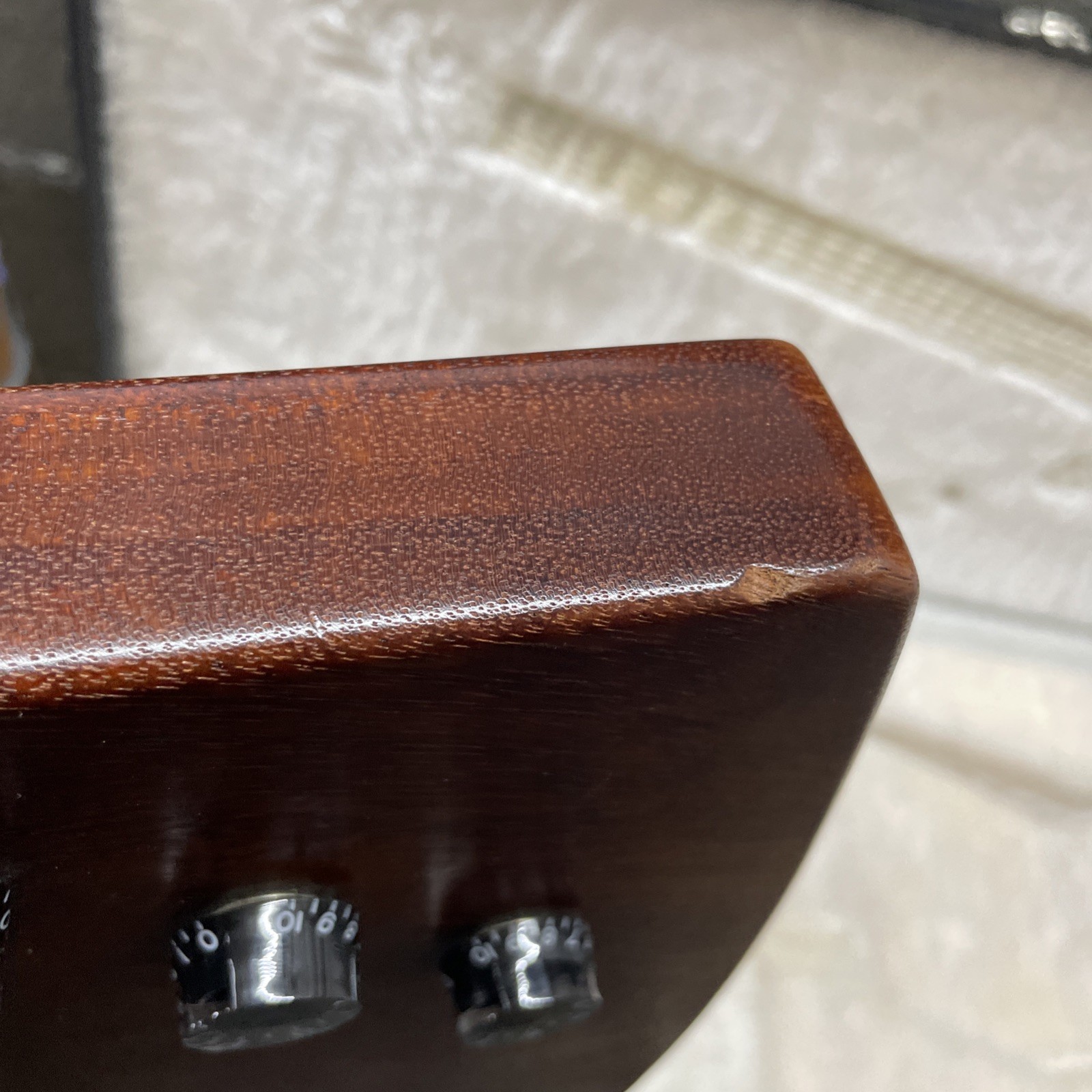 Gibson 2008 Studio Explorer – Faded – Black Sabbath Edit. W/ Case
