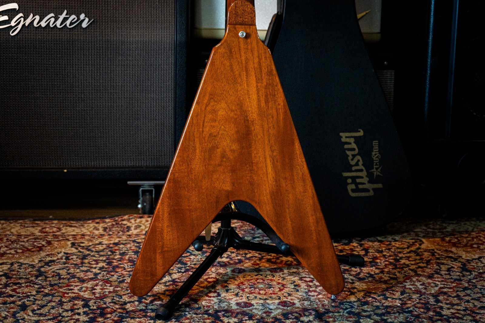 Gibson Custom Shop ’67 Flying V w/ Vibrola 2000 – Natural – MINT – OHSC & Candy