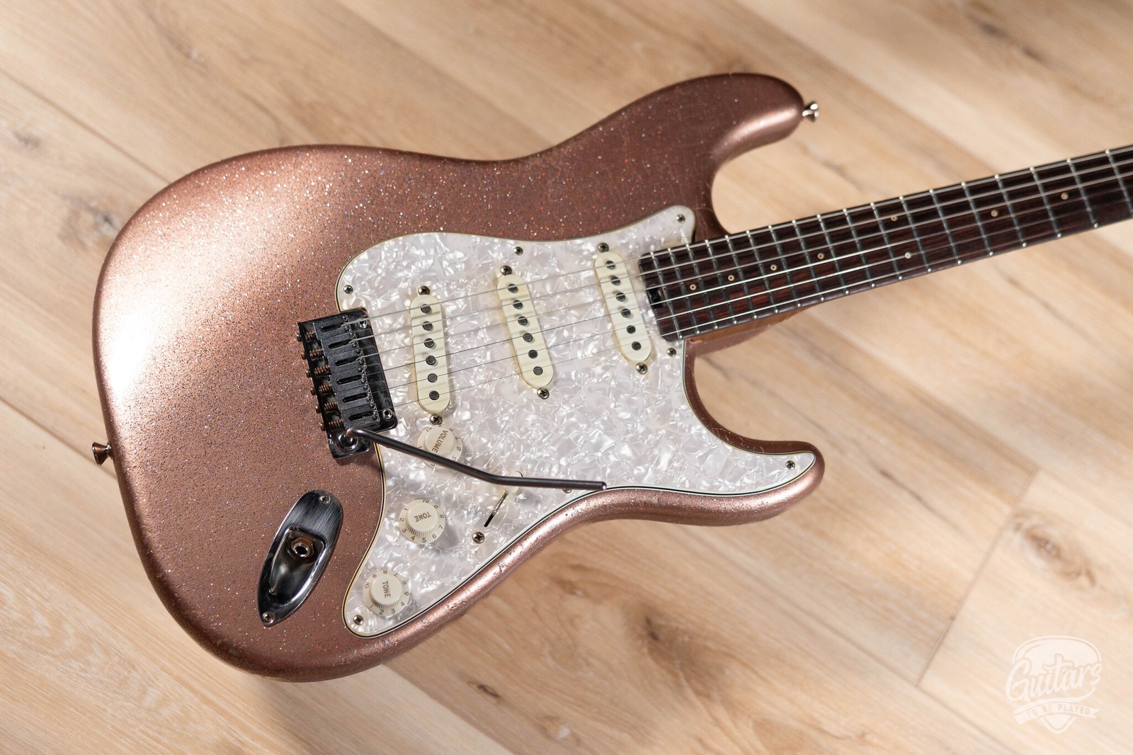 Shabat Lynx SSS Alder S-Style w/ Rosewood & Lollar ’64s – Aged Champagne Sparkle
