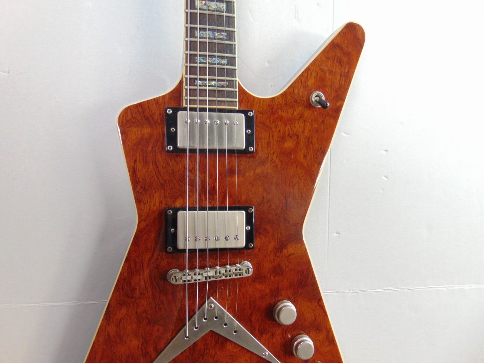 Dean ML Exotic Burl Top Electric Guitar With Hard Shell Case