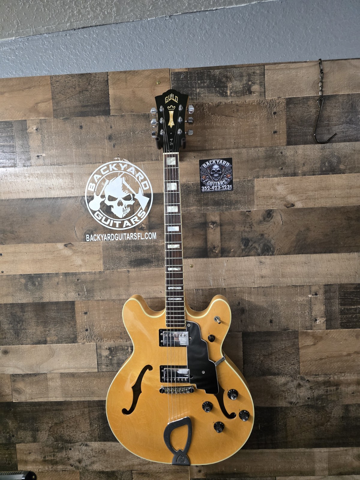 1979 Guild Starfire IV Natural w/OHSC 100% Original