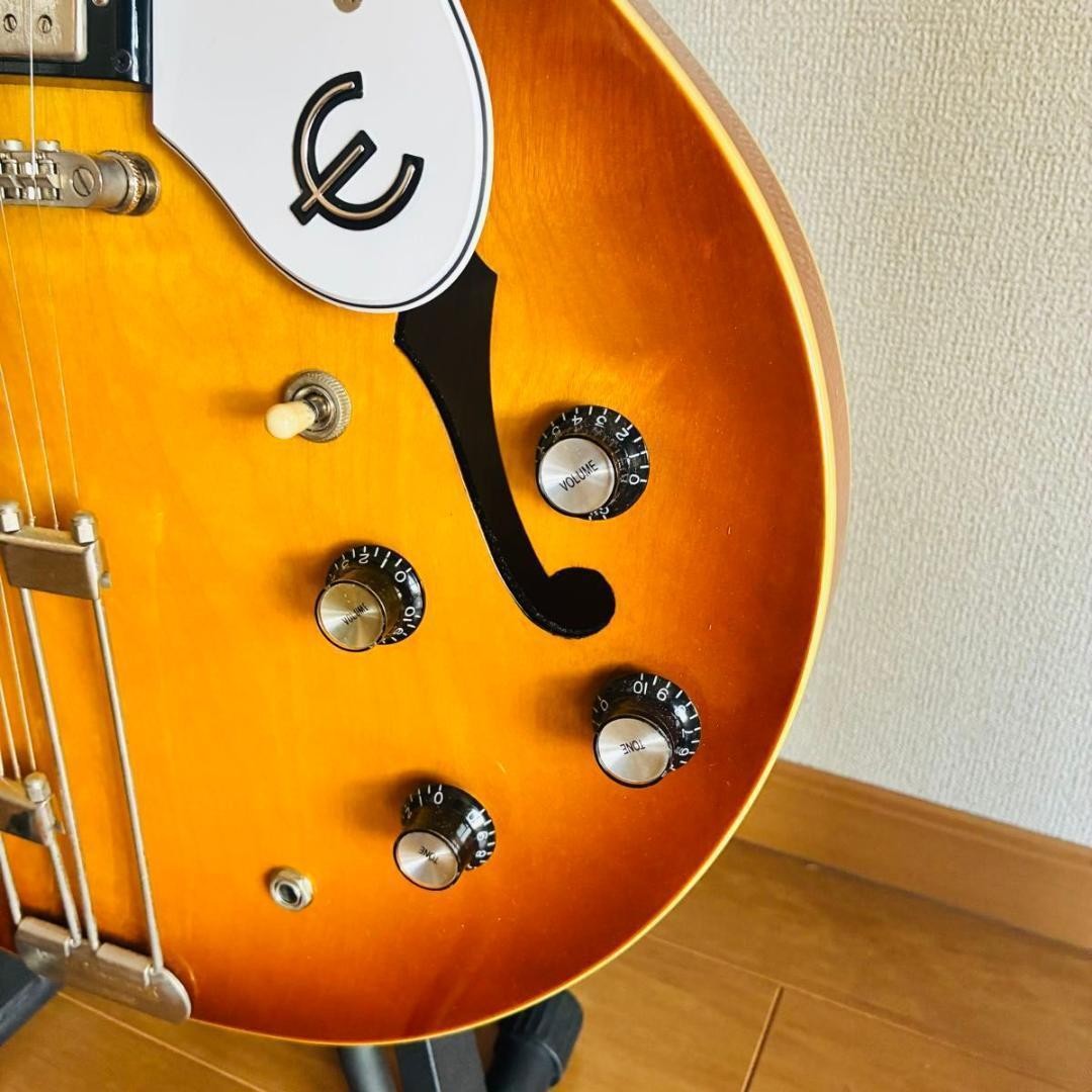 Epiphone Riviera Royal Tan Electric Guitar