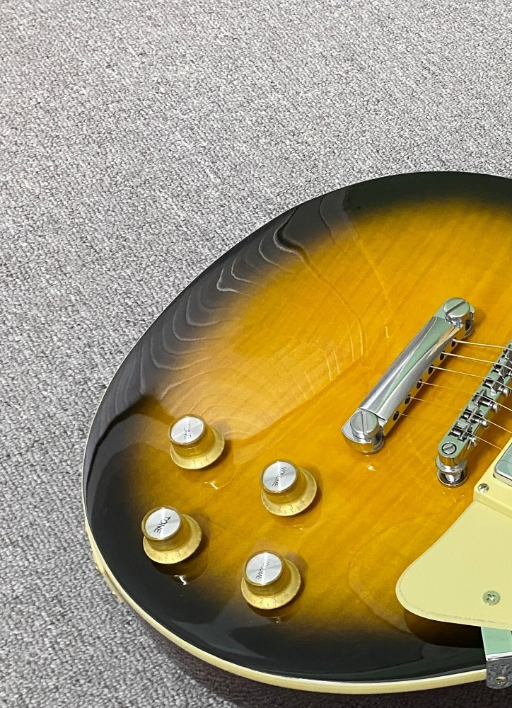 Standard 6-string electric guitar, flame maple top, free shipping to the US.