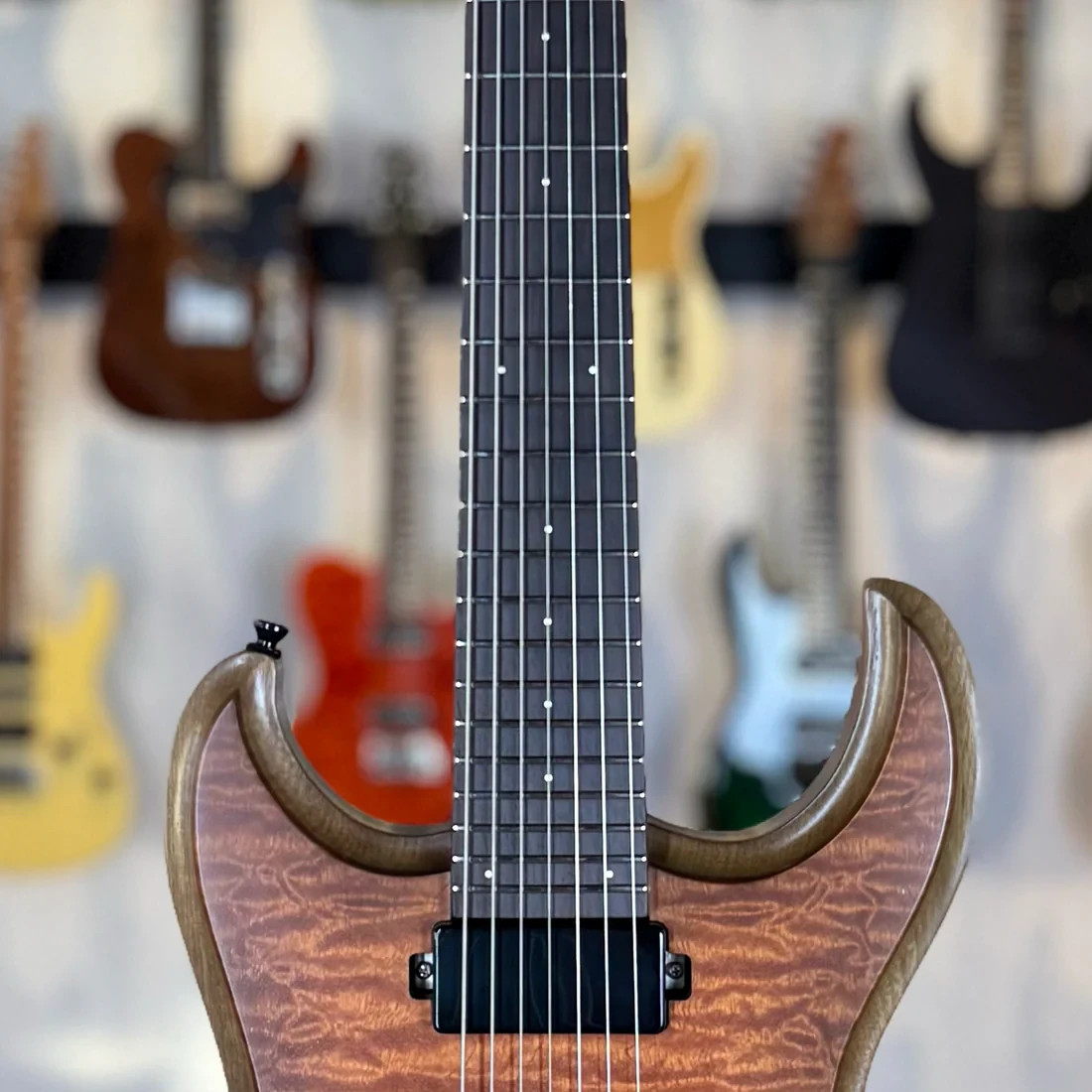 Dunable Gnarwhal 7 USA Custom Shop – Quilt Sapele Natural Burst