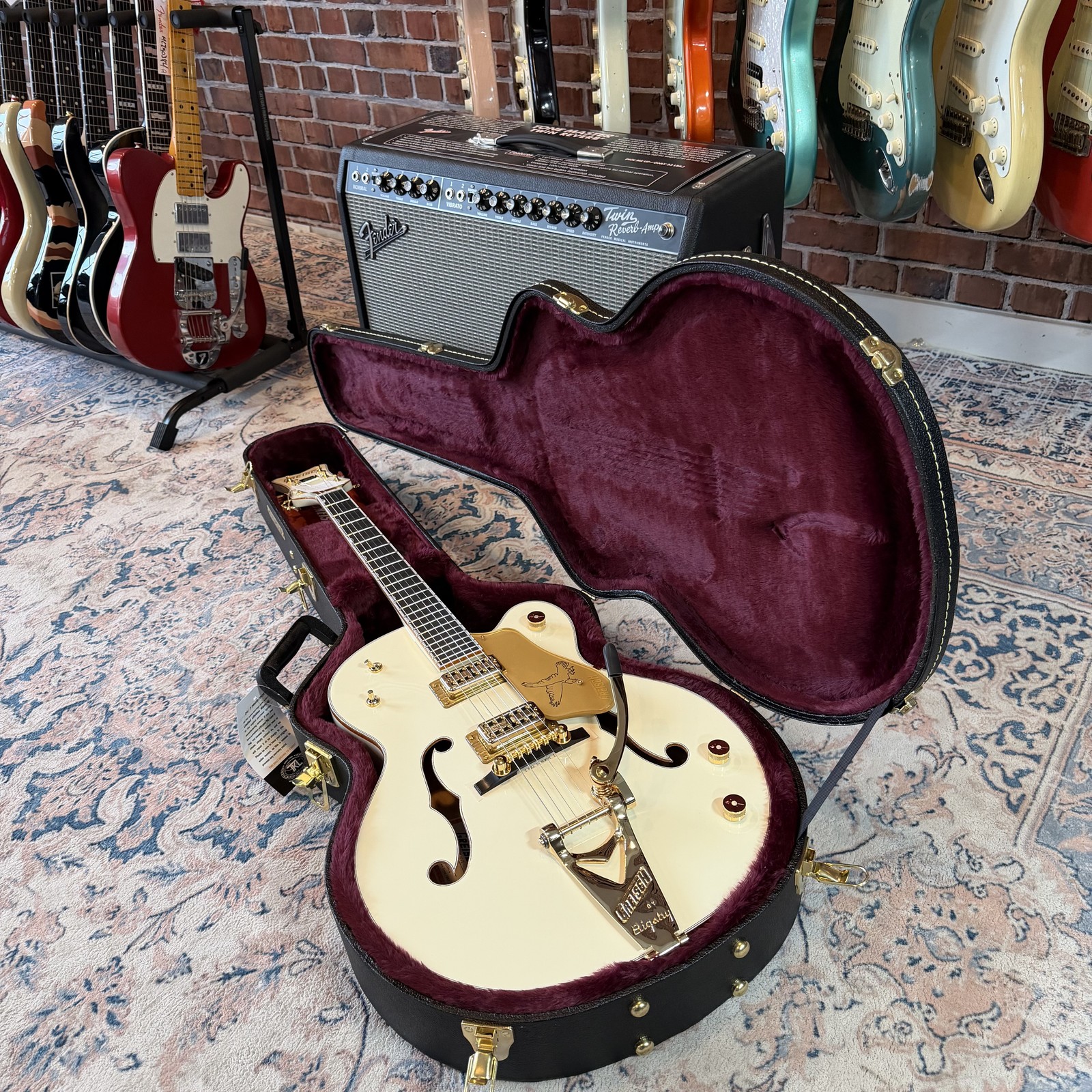 Gretsch G6136T-59 Vintage Select Edition ’59 Falcon HB – Vintage White