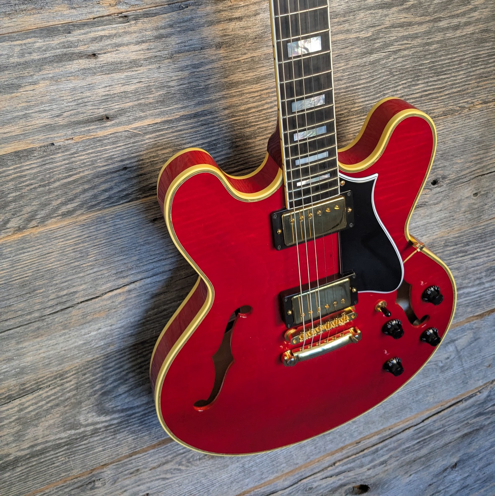 Used Heritage Custom Shop Core Collection H-555 Semi-Hollow Trans Cherry w/OHSC