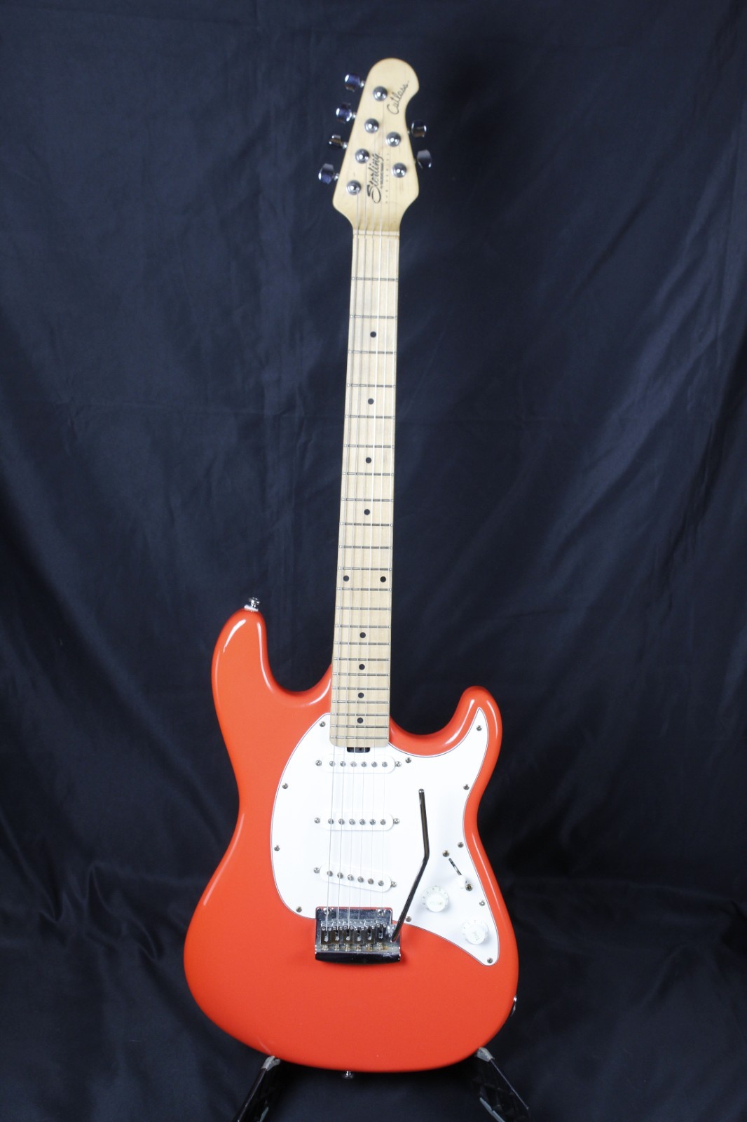 Sterling by Music Man Cutlass CT30SSS (MN) – Fiesta Red MINT CONDITION w/ Bag