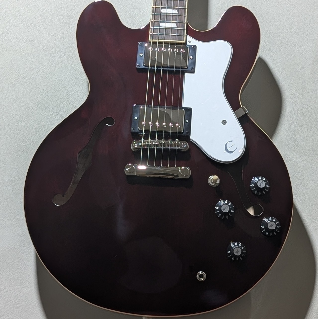 Epiphone Noel Gallagher Riviera -Dark Wine Red- #26021510842 3.99kg #GG3iq