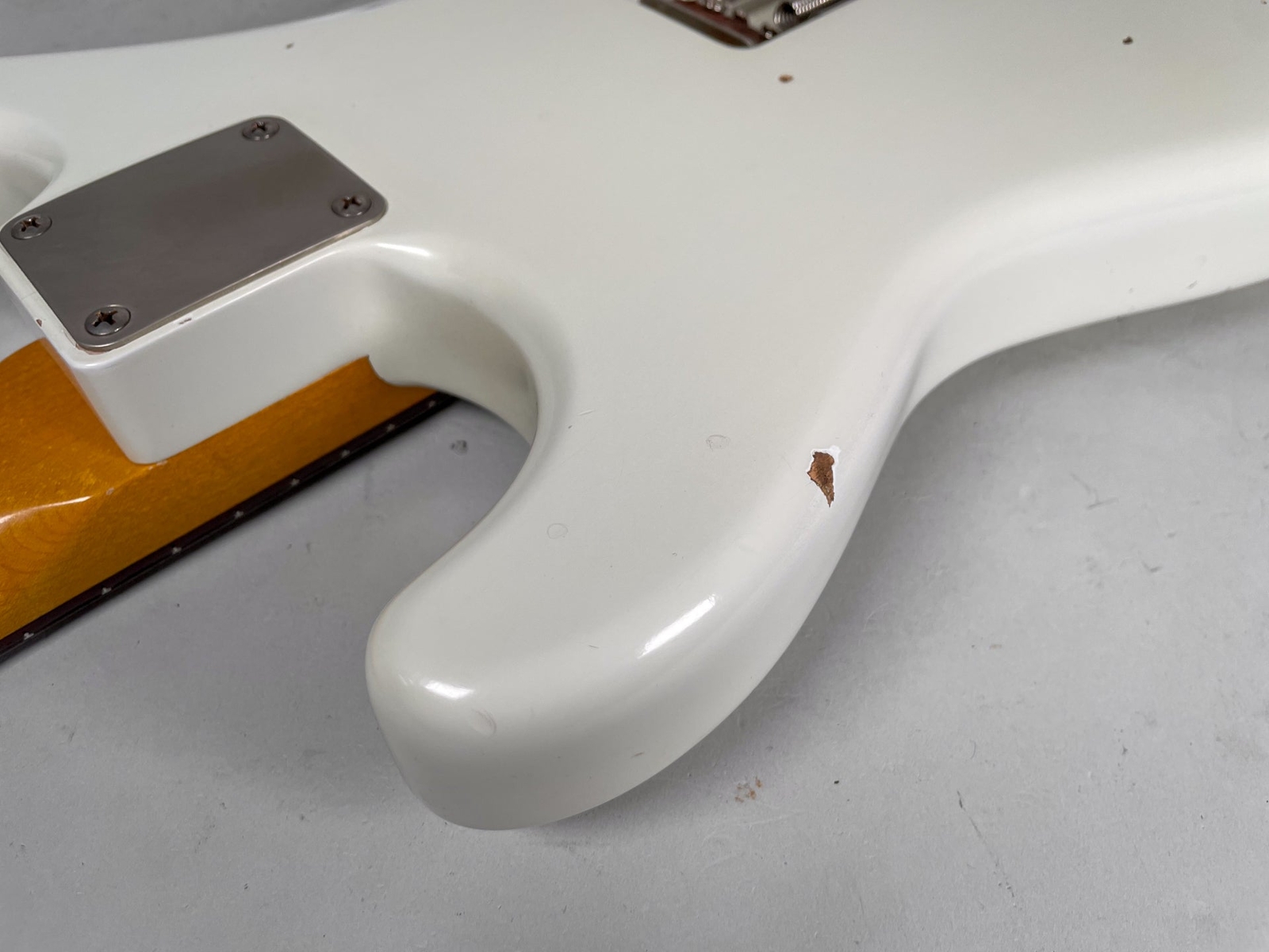 2006 K-Line S-Type #009 Stratocaster Style Olympic White Relic w/HSC