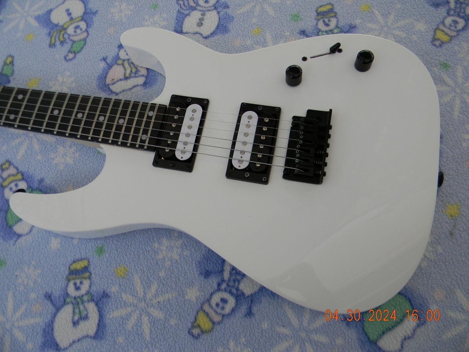 Jackson JS12,Hot Black/White Zebra Humbuckers,Coil Splitting, Black Hardware