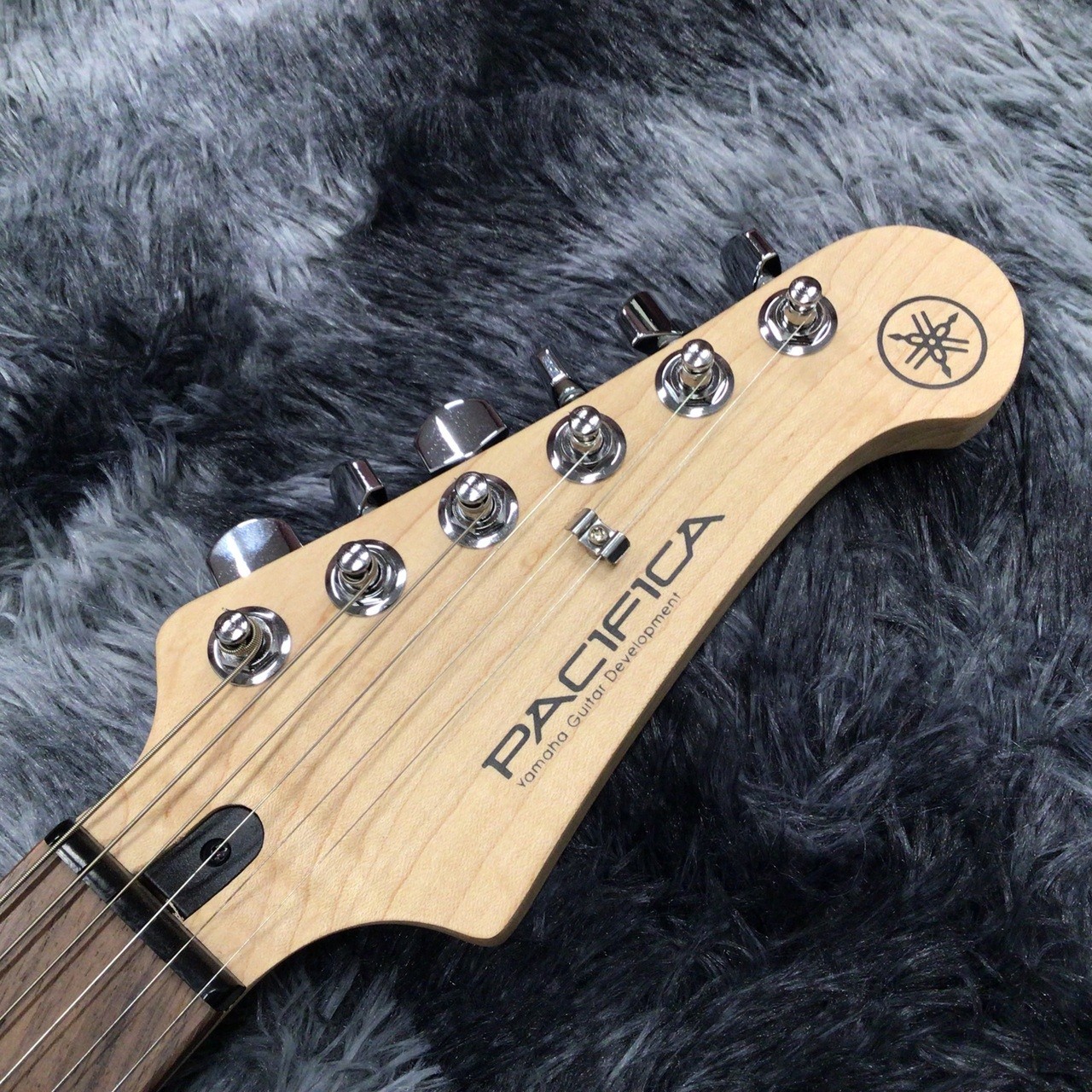 YAMAHA PACIFICA112V SOB Sonic Blue