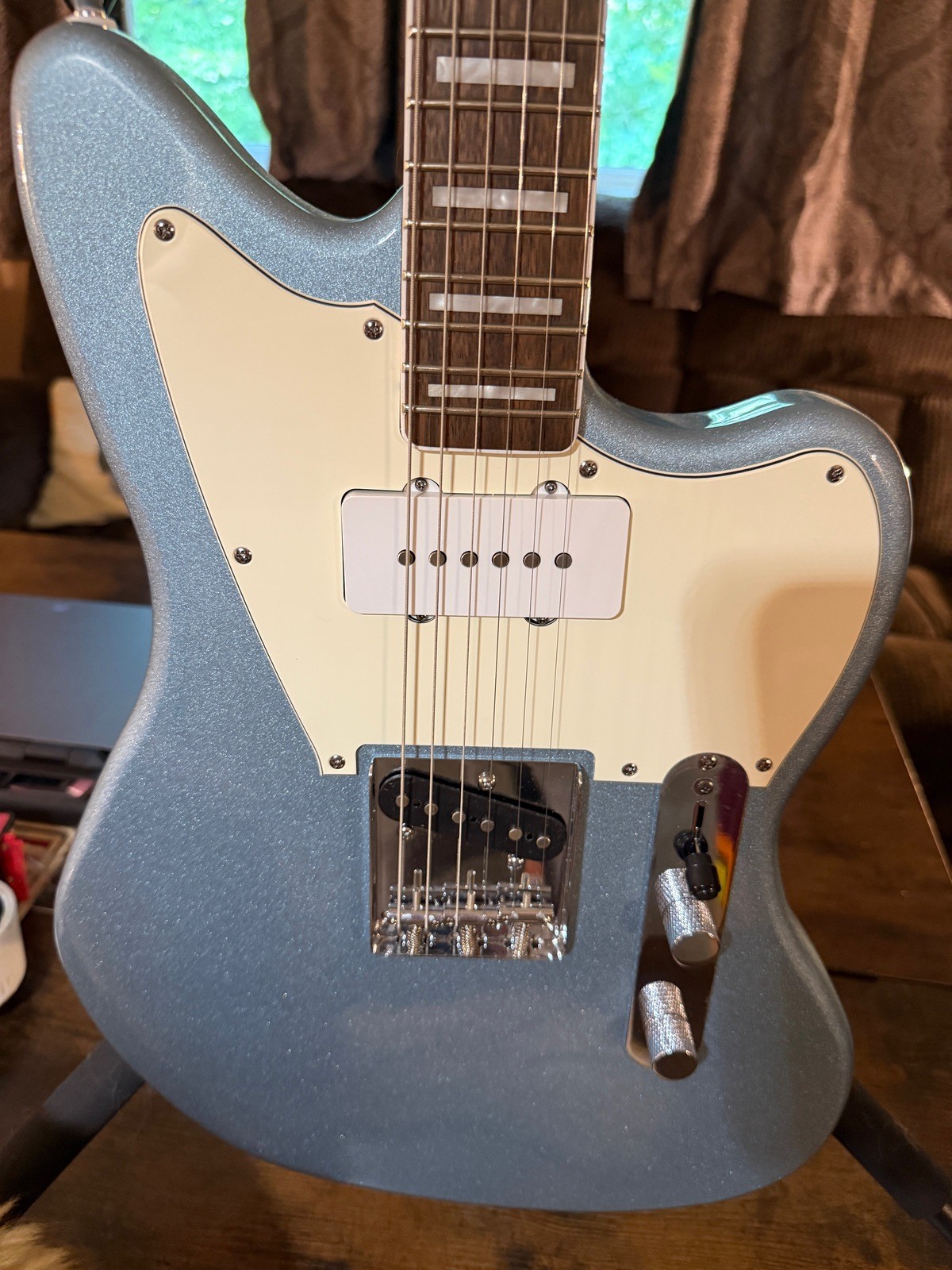 Squier Limited Edition Paranormal Offset Telecaster SJ – Excellent Condition