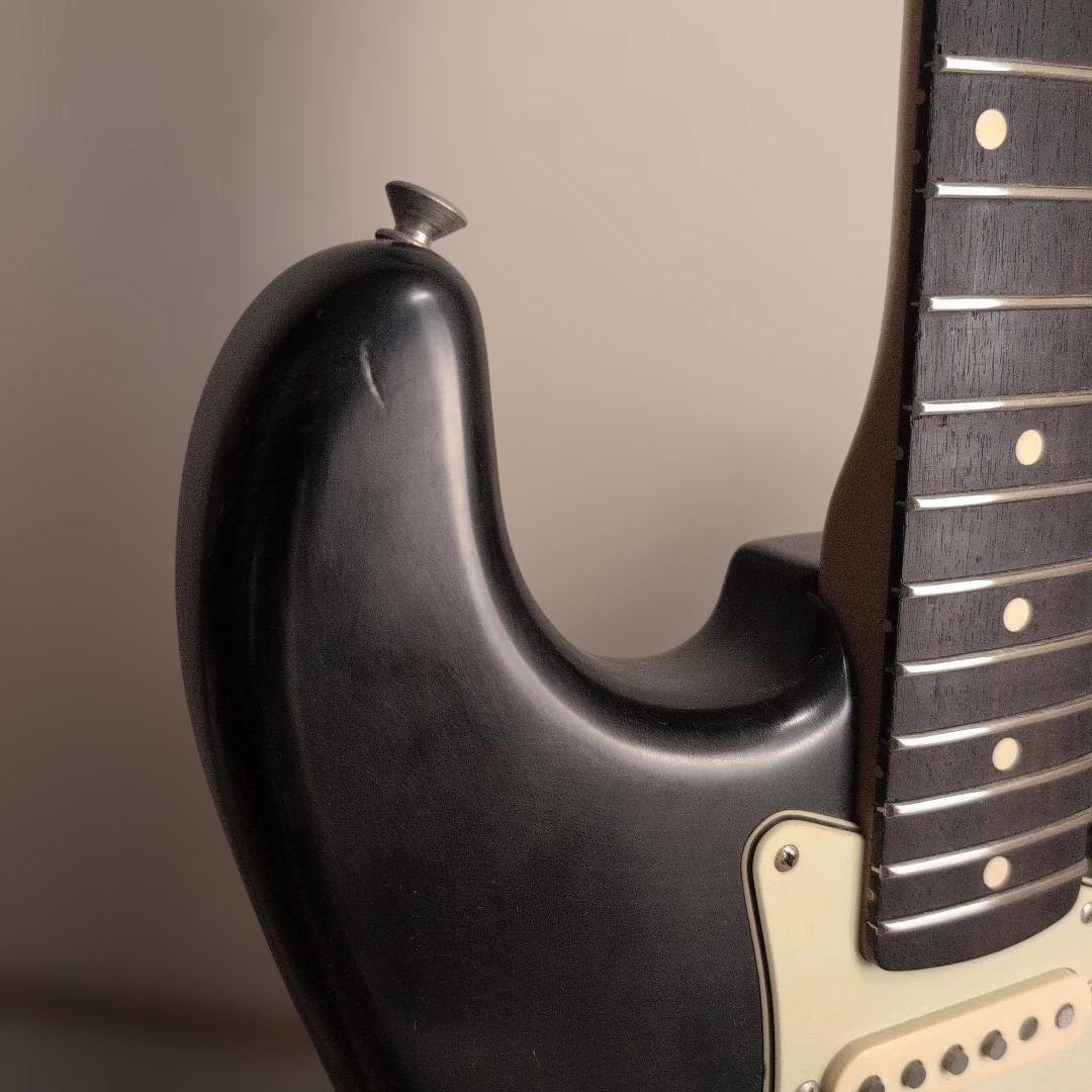 Fender Stratocaster Body Mexican Satin Finish Steel Jumbo Frets Damaged Electron