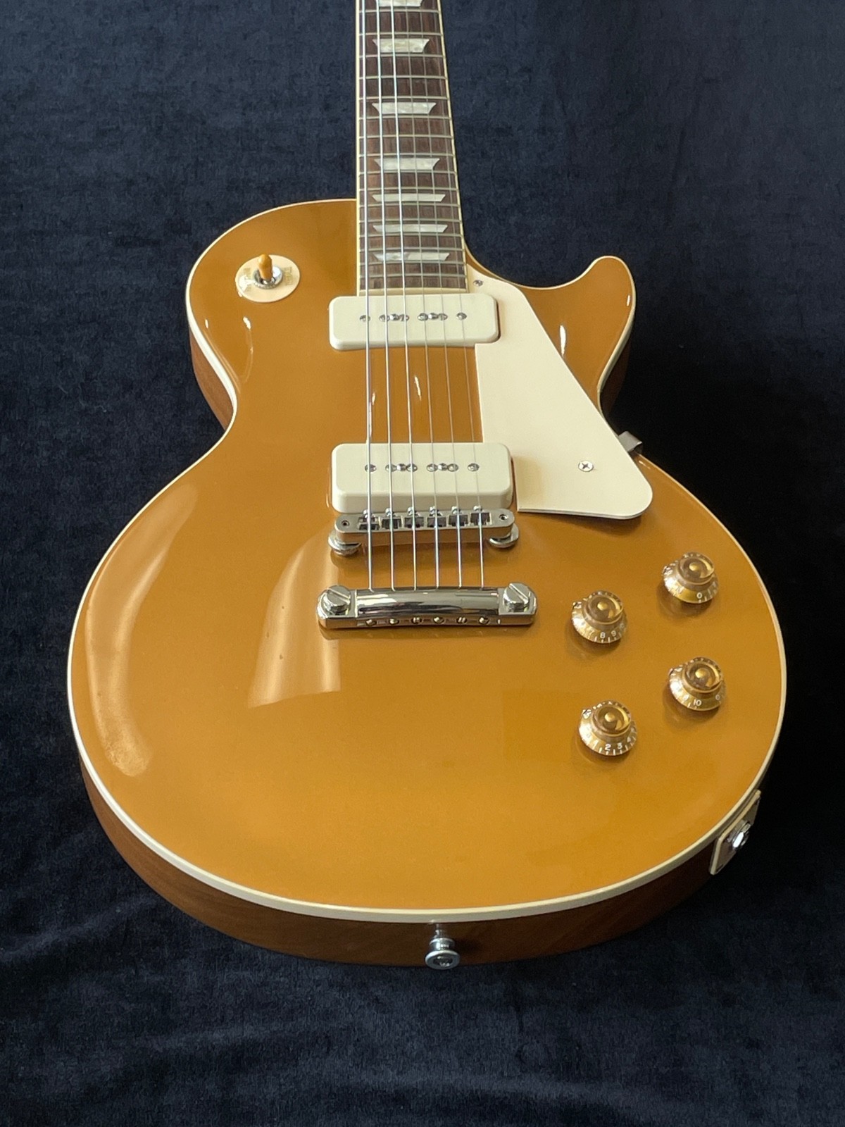 Gibson Les Paul Standard 6-String 50’s P90 Guitar Top – Gold