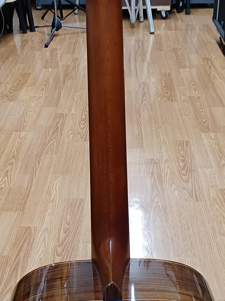 Morris M-81 Acoustic Electric Guitar B-BAND A2 Pickup Natural w/ Gig Bag